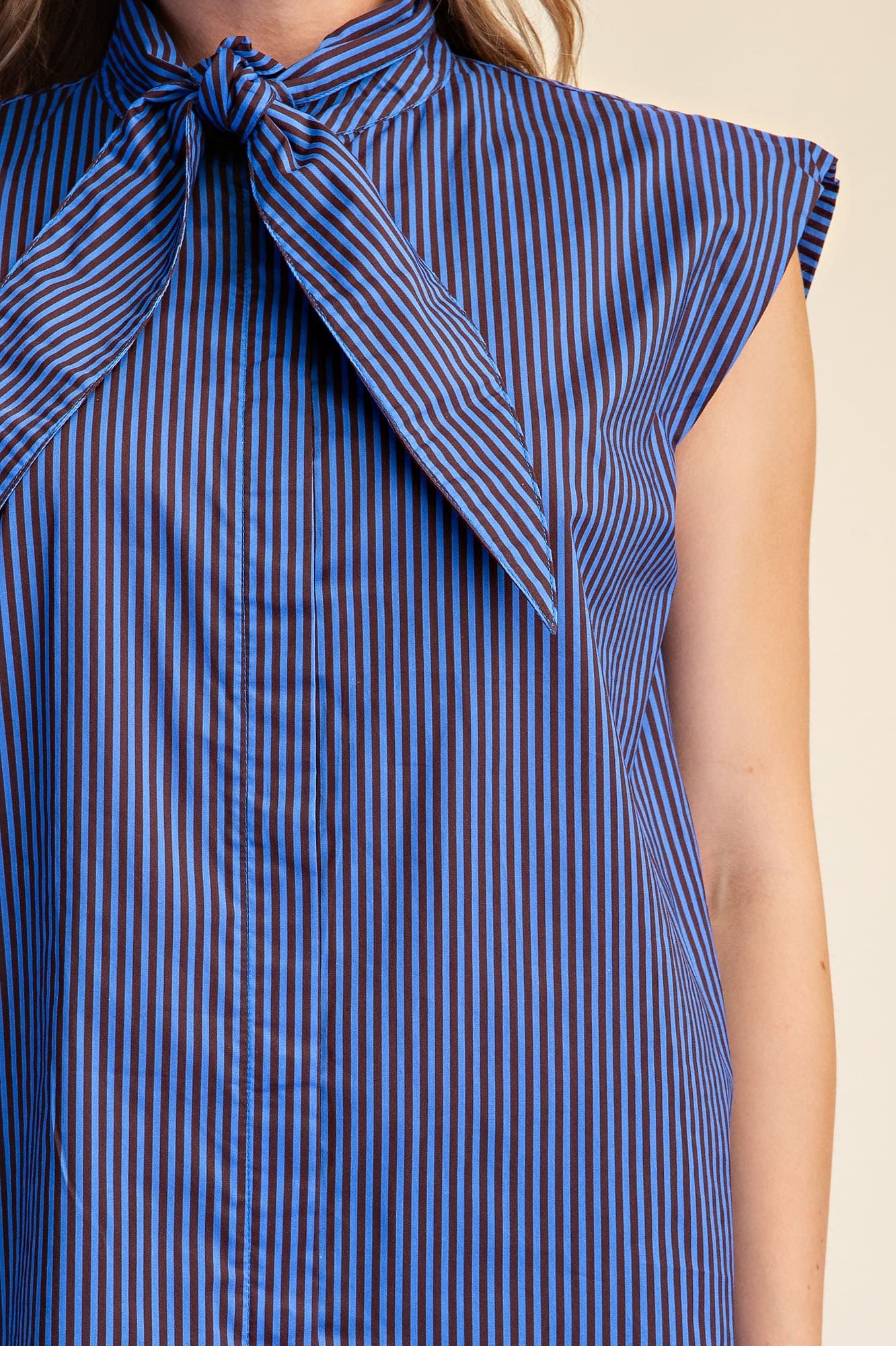 T9240 - BLUE