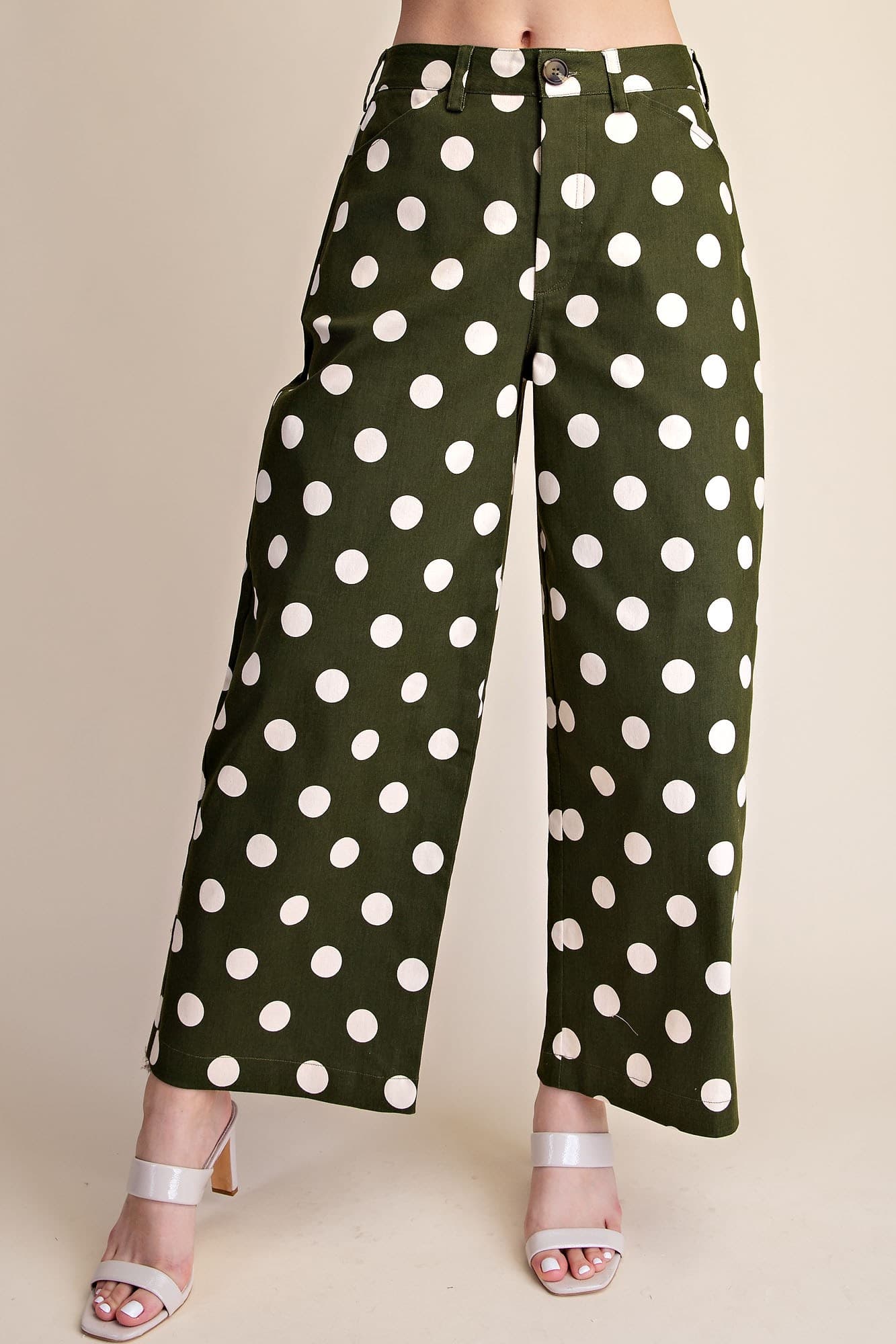 P8464 - OLIVE