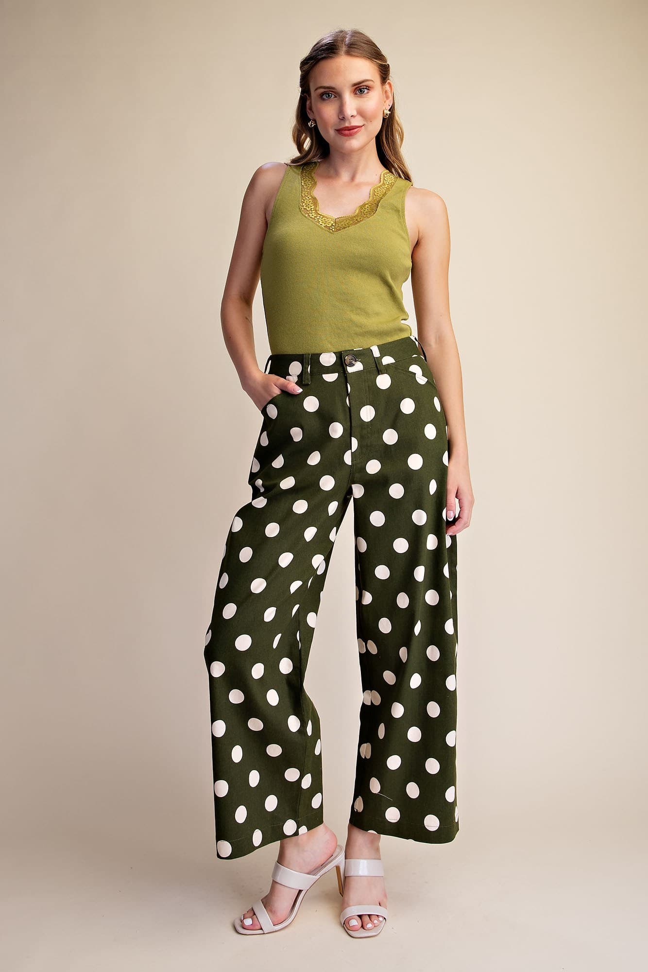 P8464 - OLIVE
