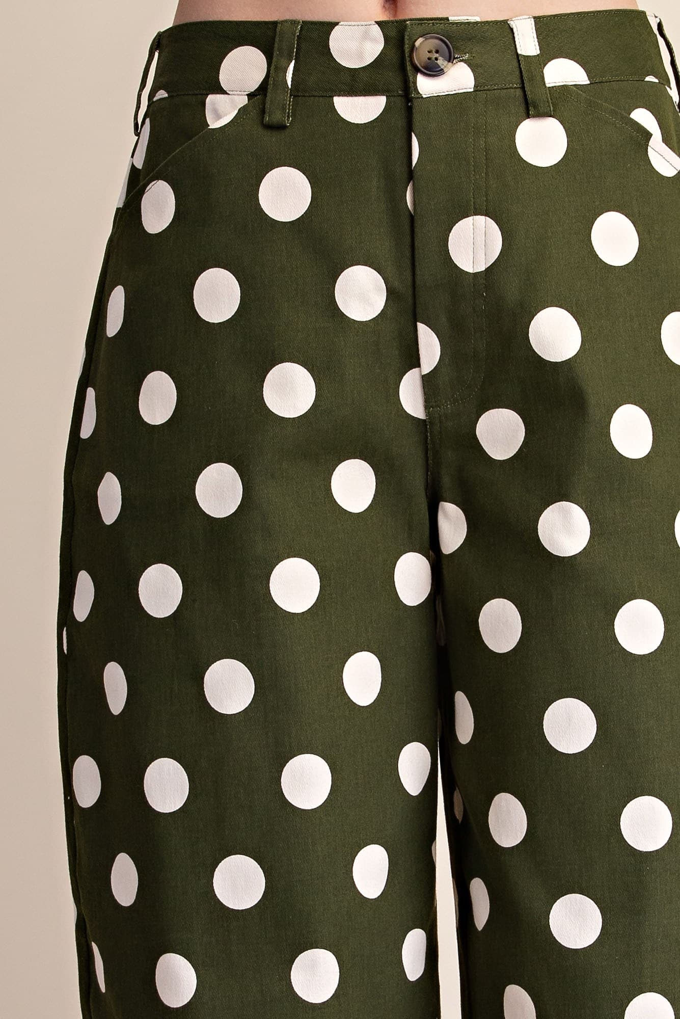 P8464 - OLIVE
