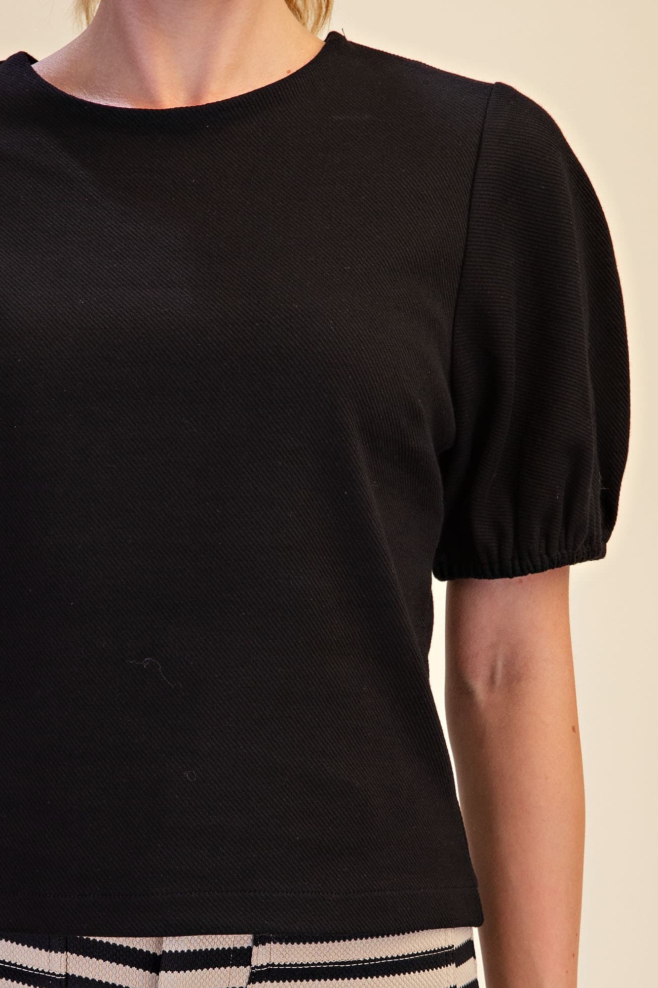 T9319 - BLACK
