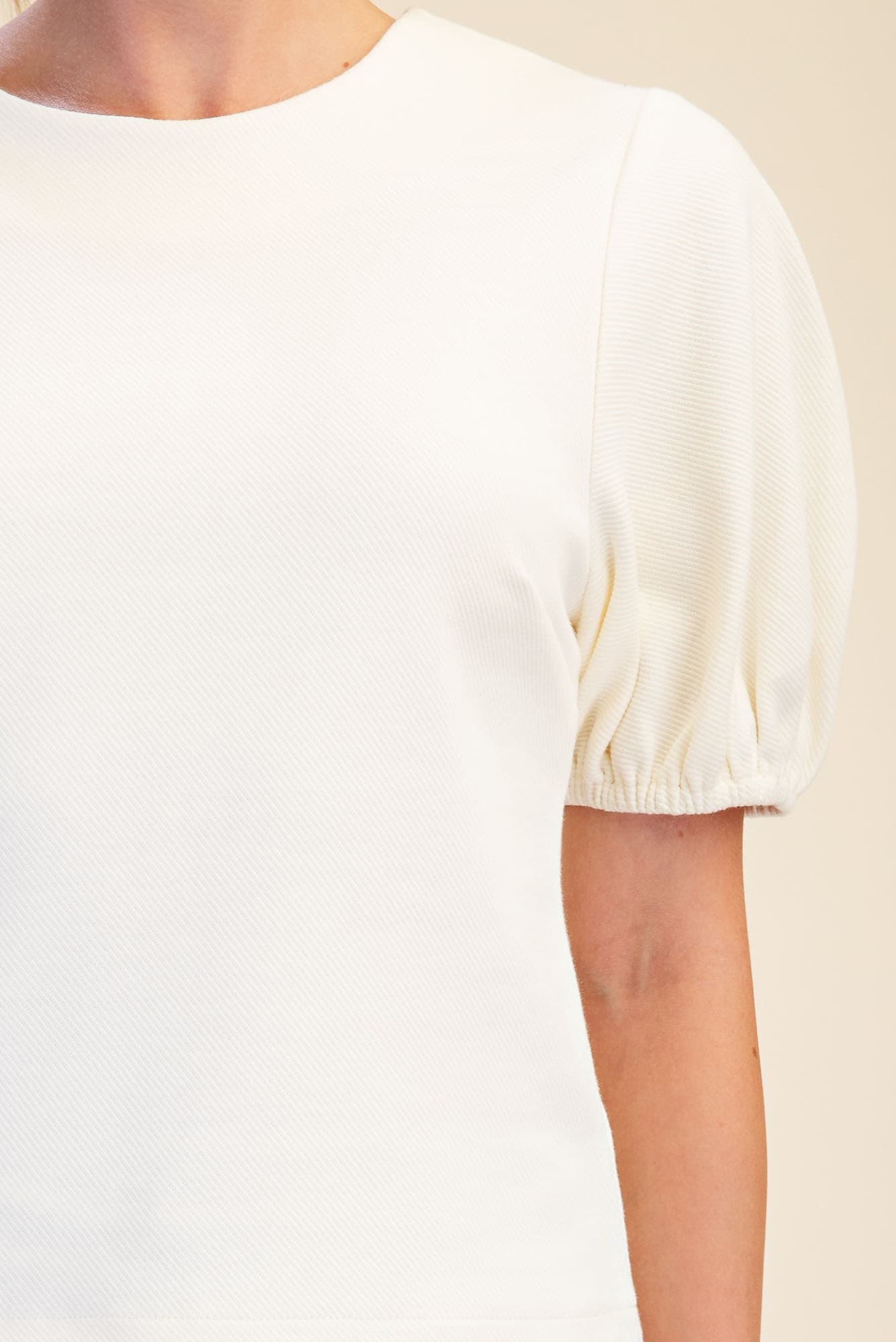 T9319 - IVORY
