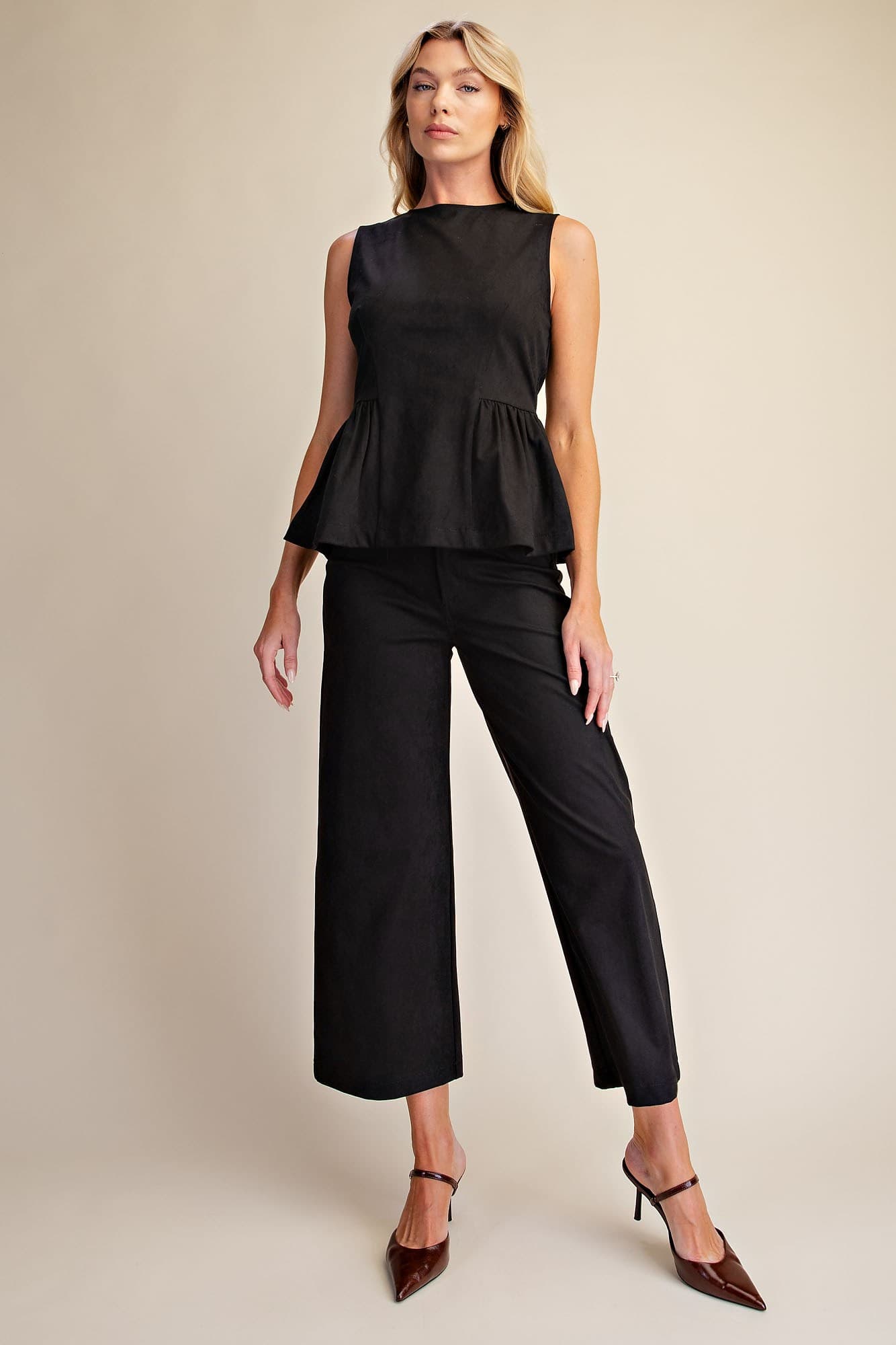 P8489 - BLACK