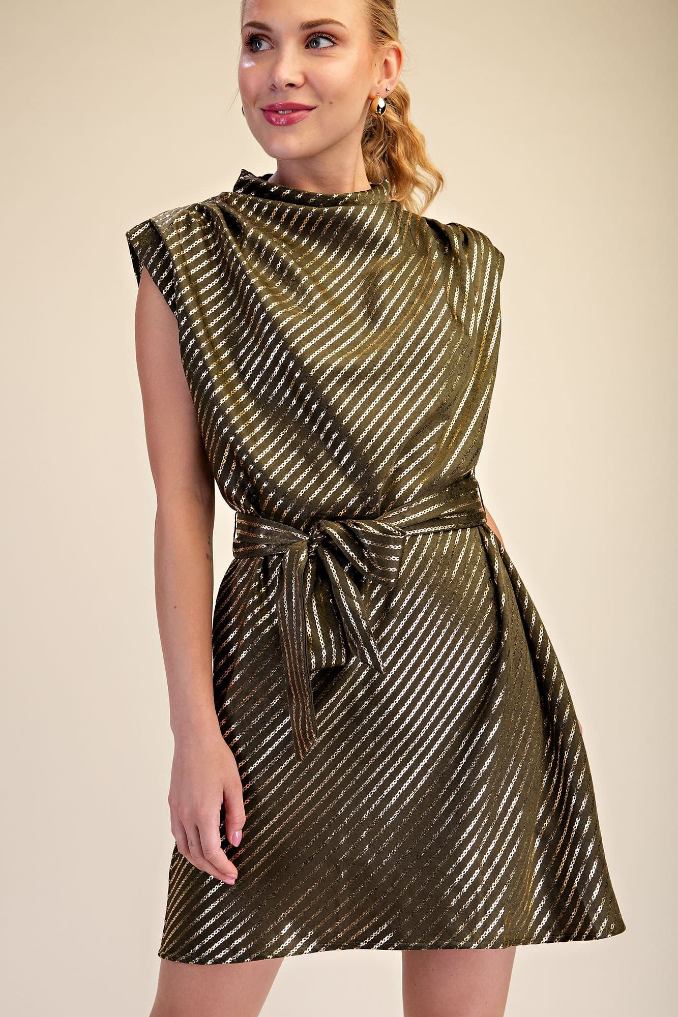 D8482 - OLIVE