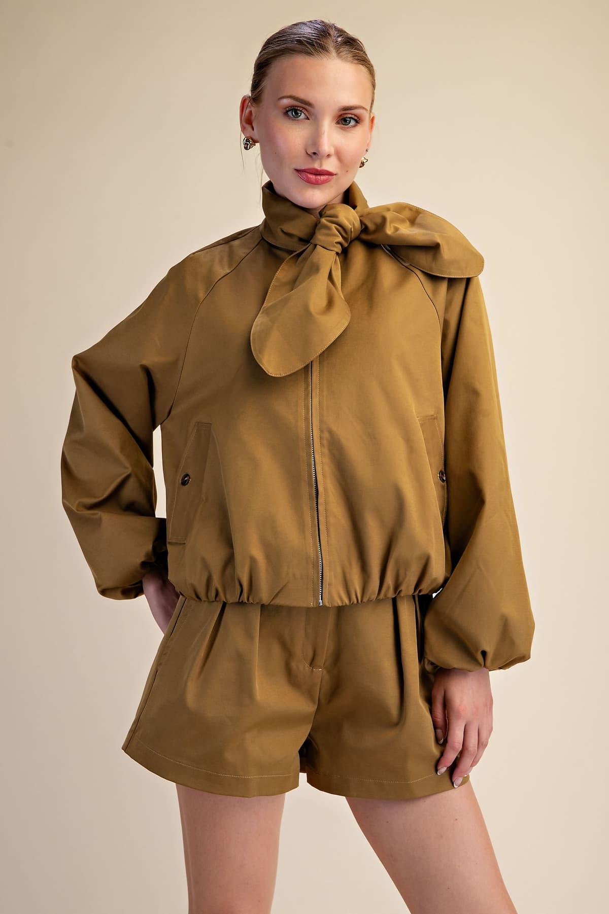 J8427 - OLIVE