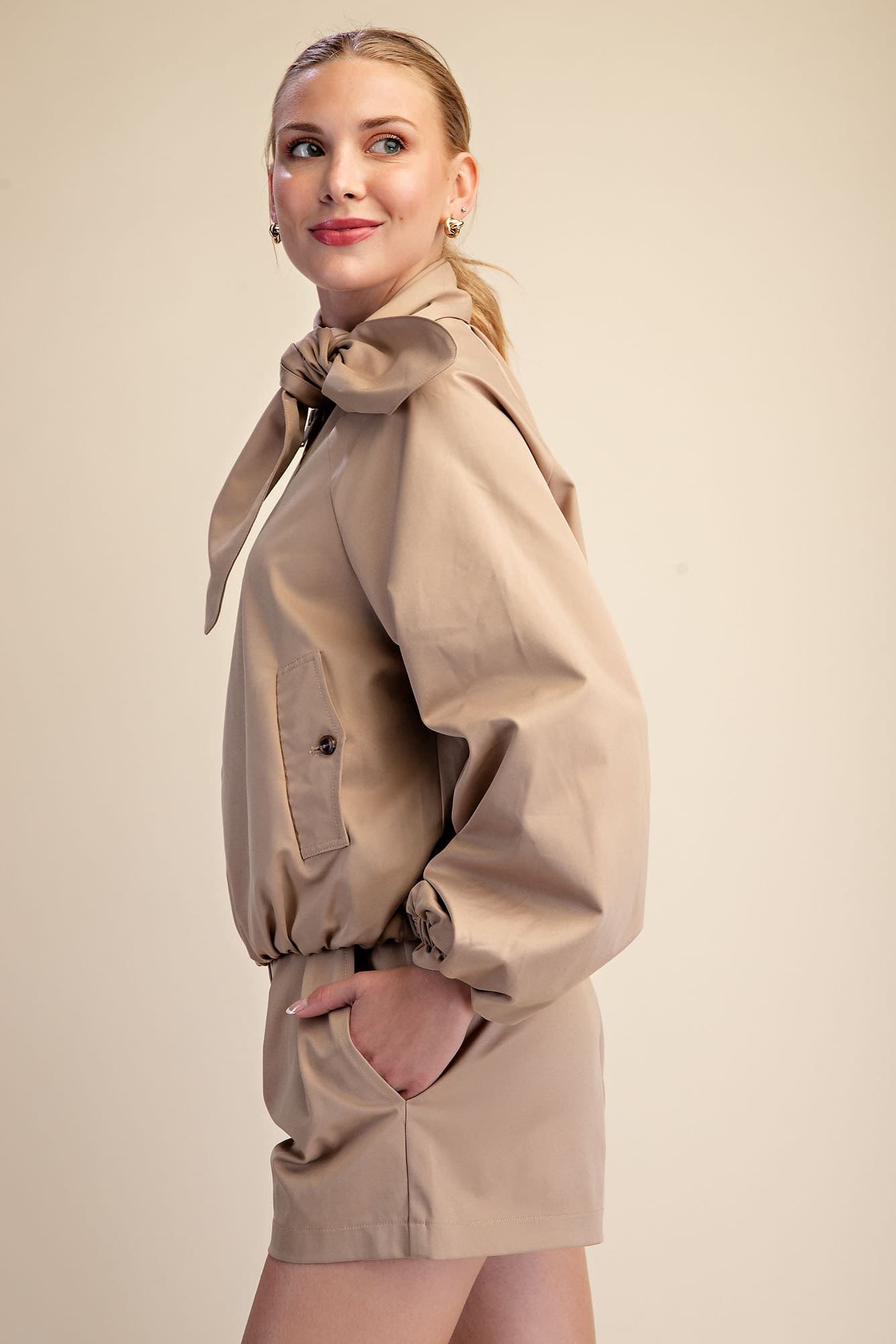 J8427 - BEIGE