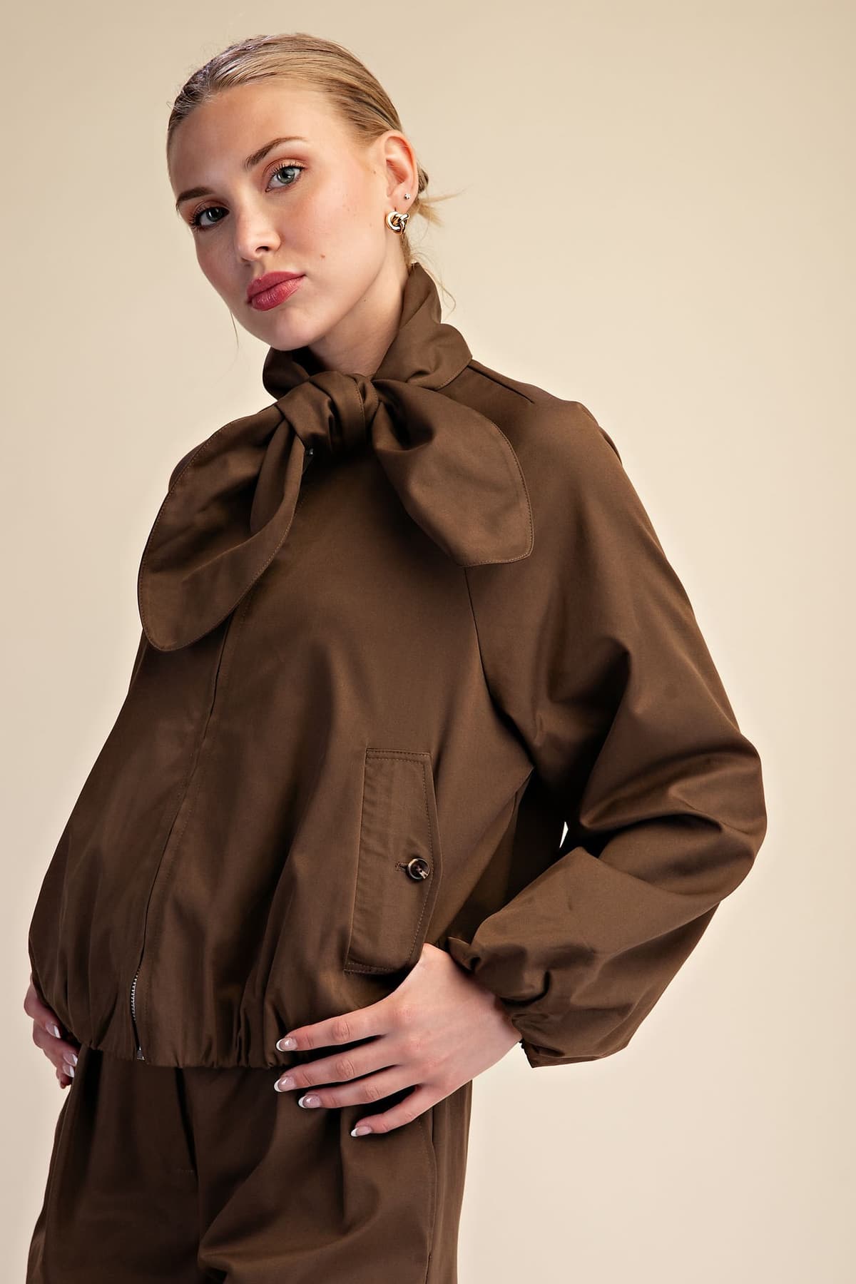 J8427 - BROWN