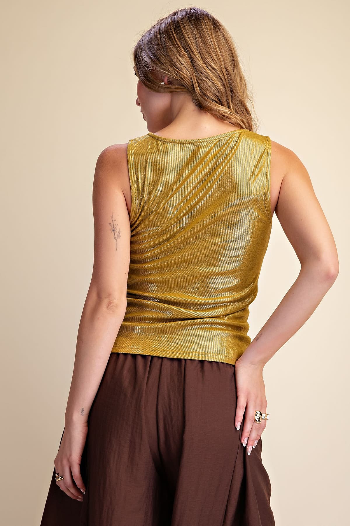 T8445 - LIGHT OLIVE