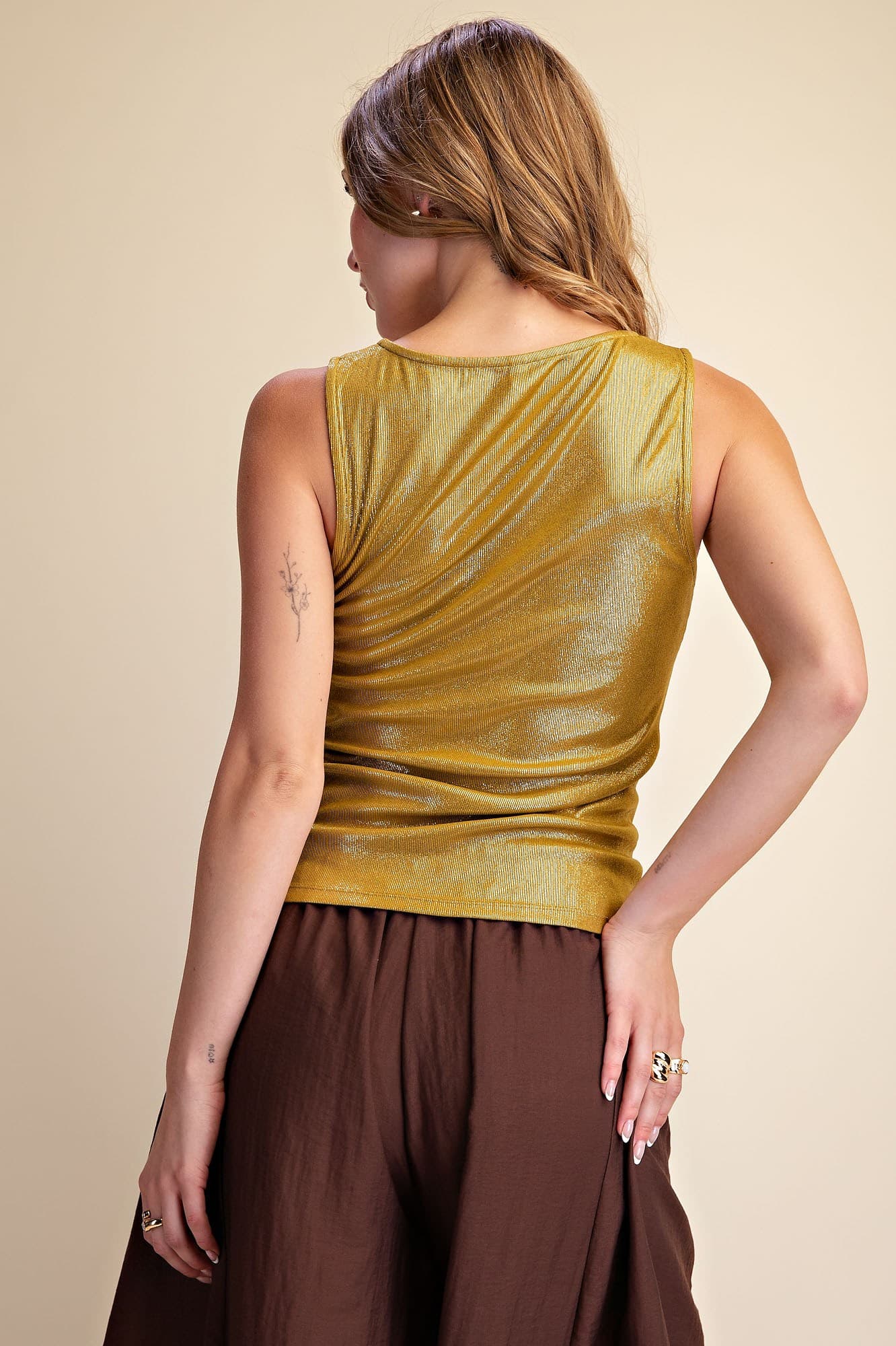 T8445 - LIGHT OLIVE