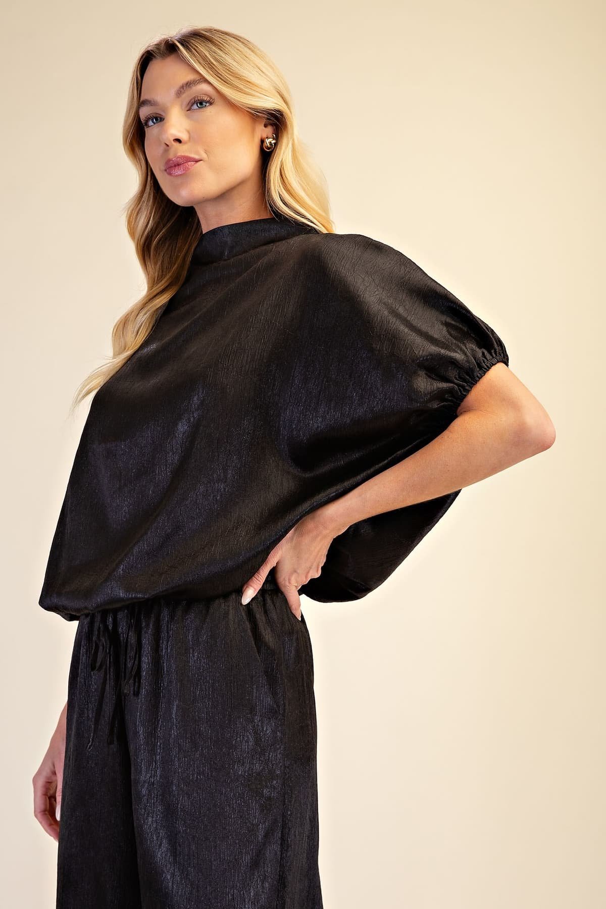 T9328 - BLACK