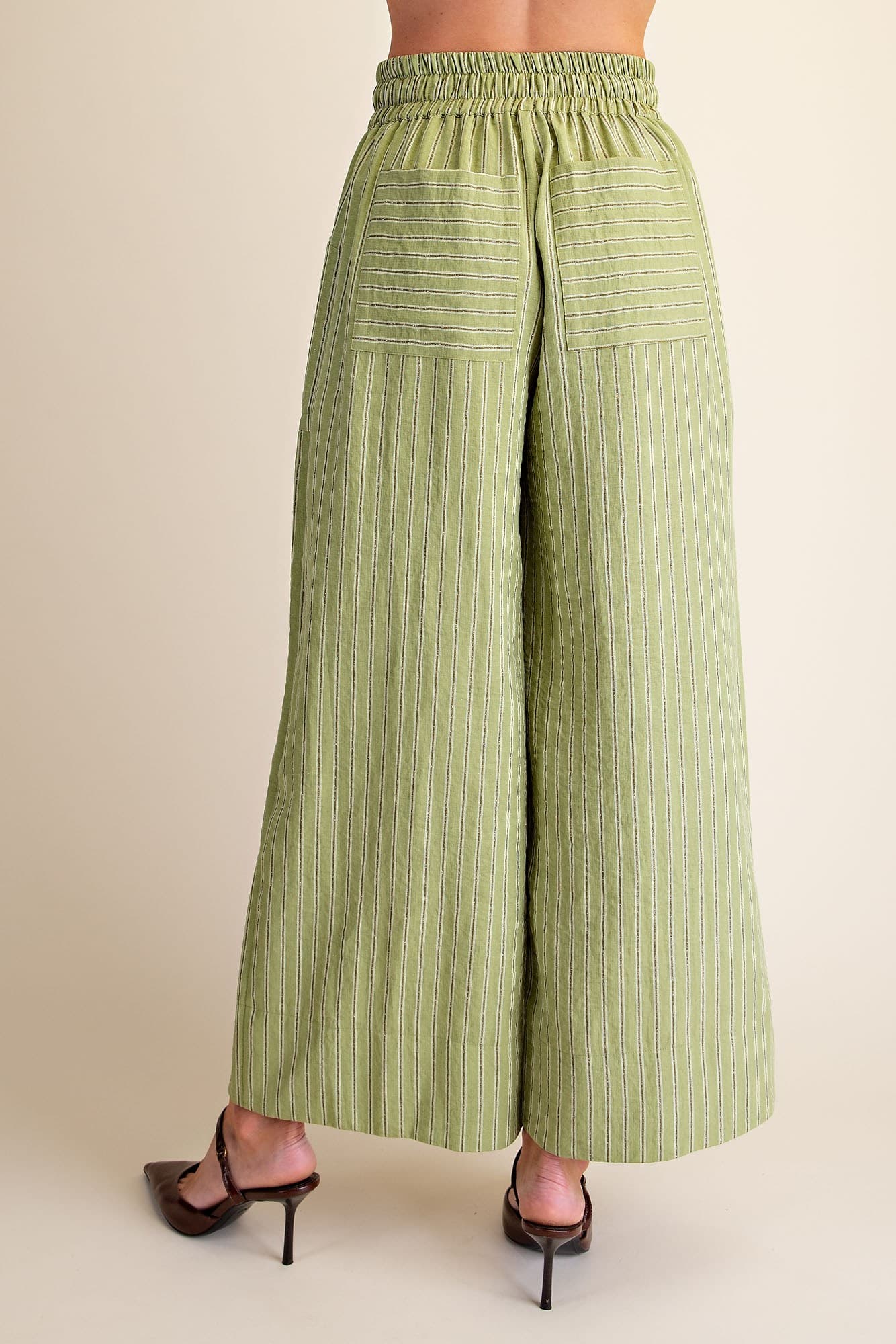 P8420 - LIGHT OLIVE