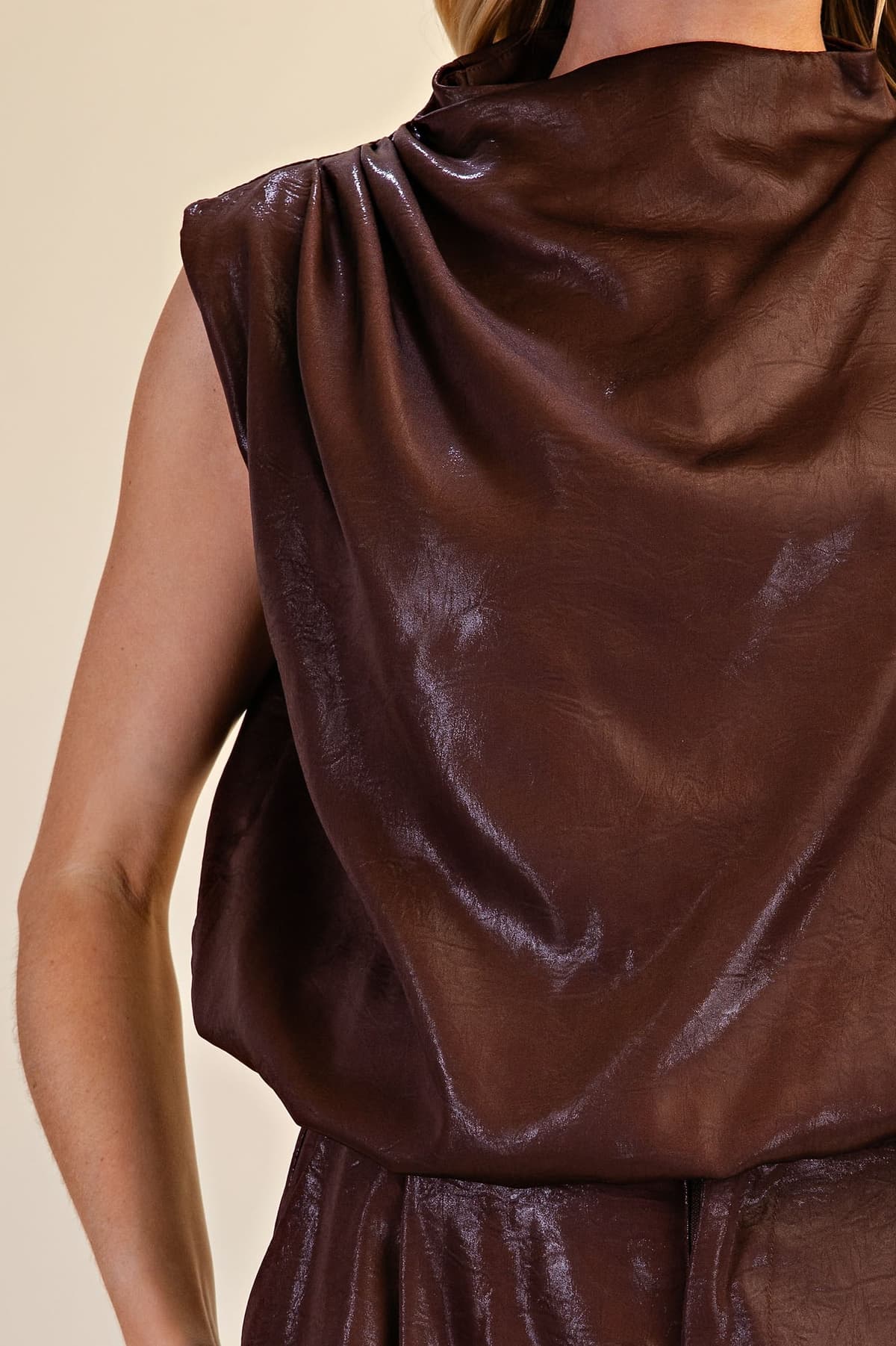 T8518 - BROWN
