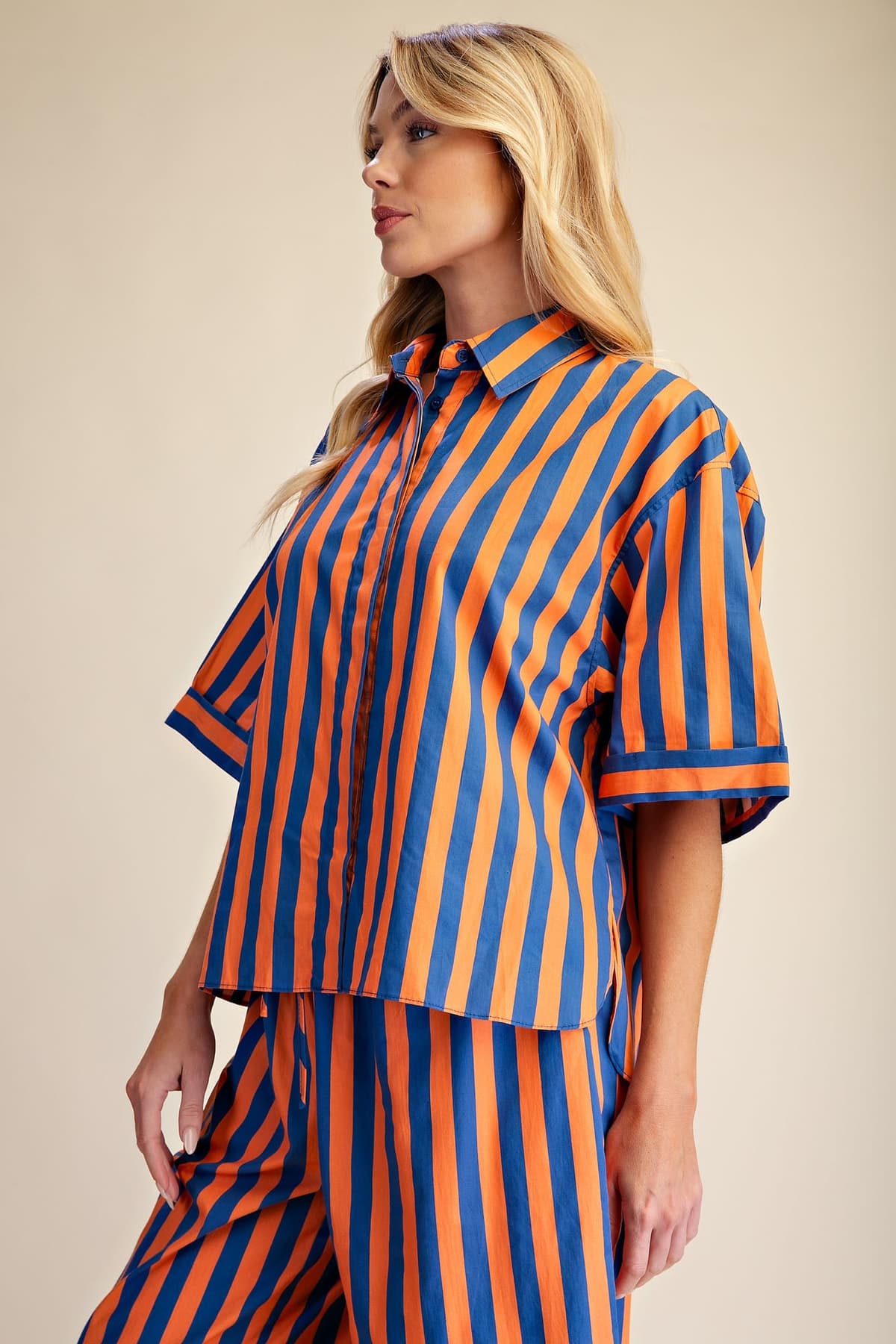 T8402 - NAVY