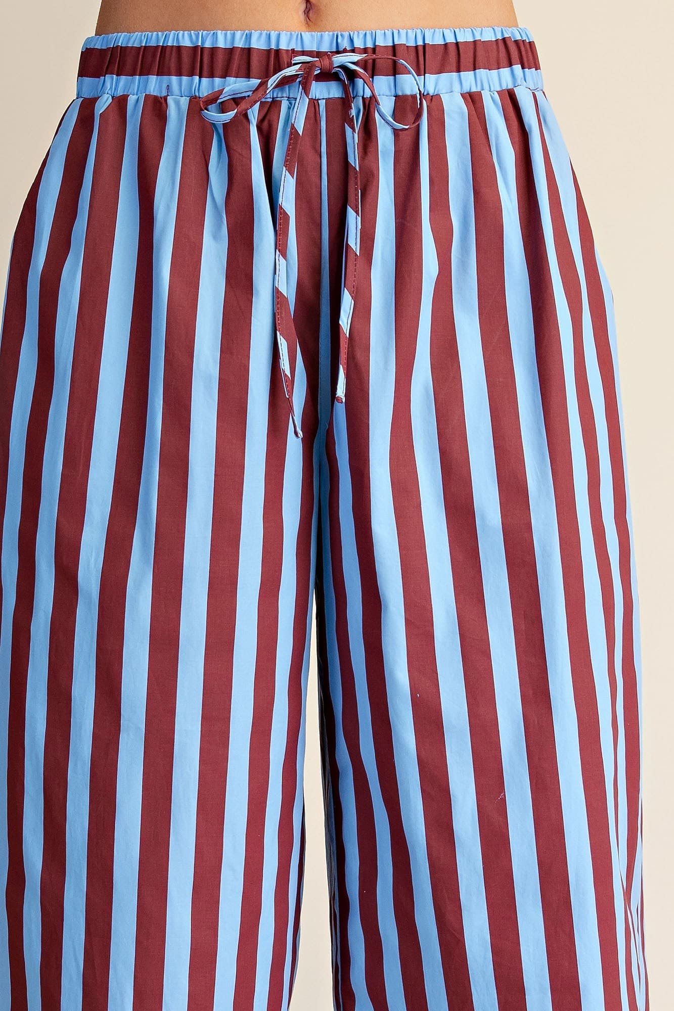 P8403 - BURGUNDY