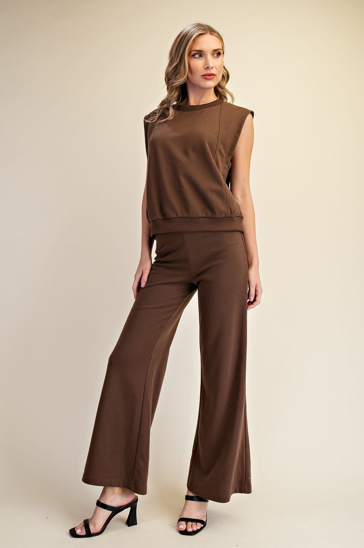 P9374 - BROWN