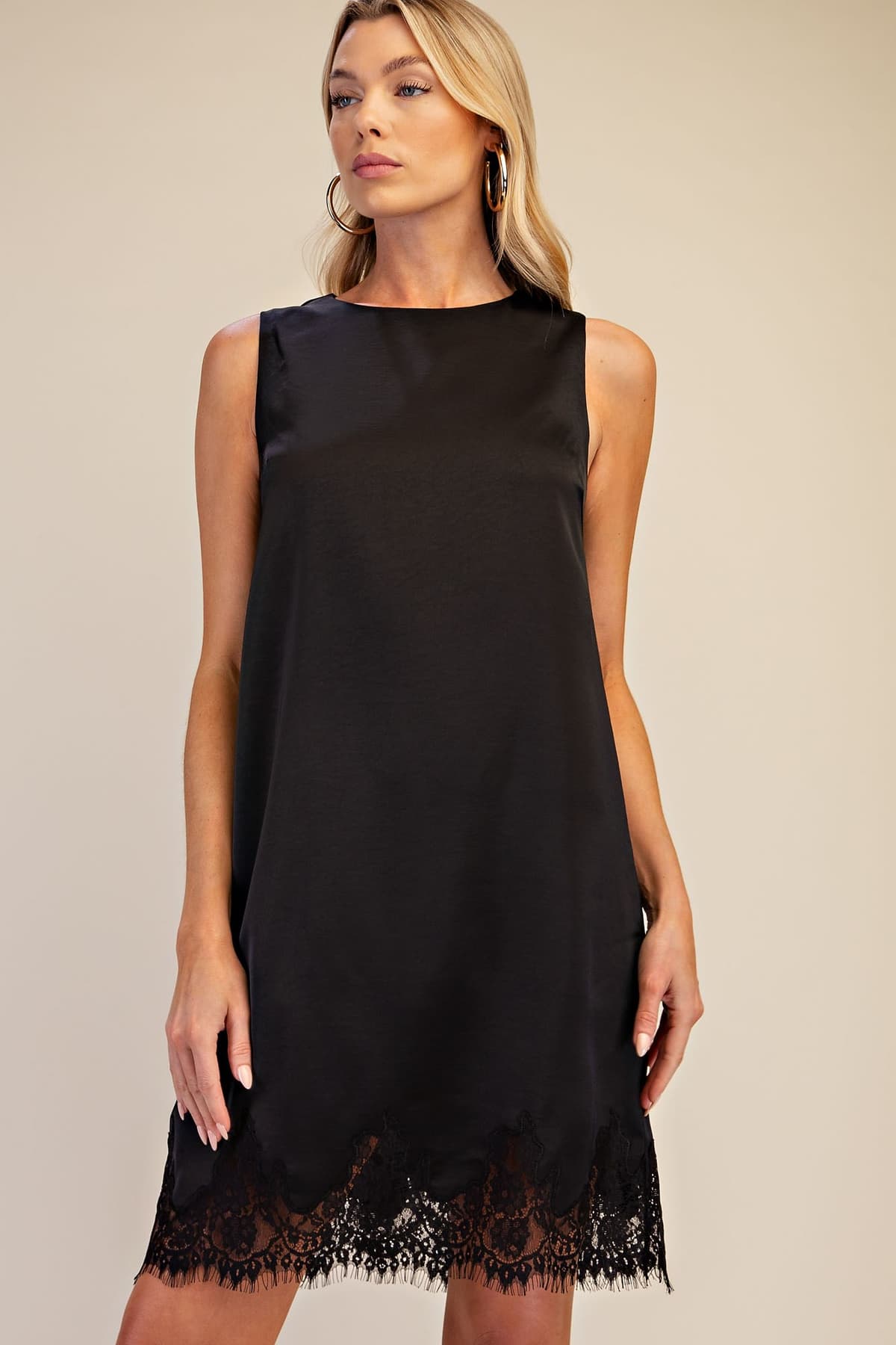 D9318 - BLACK