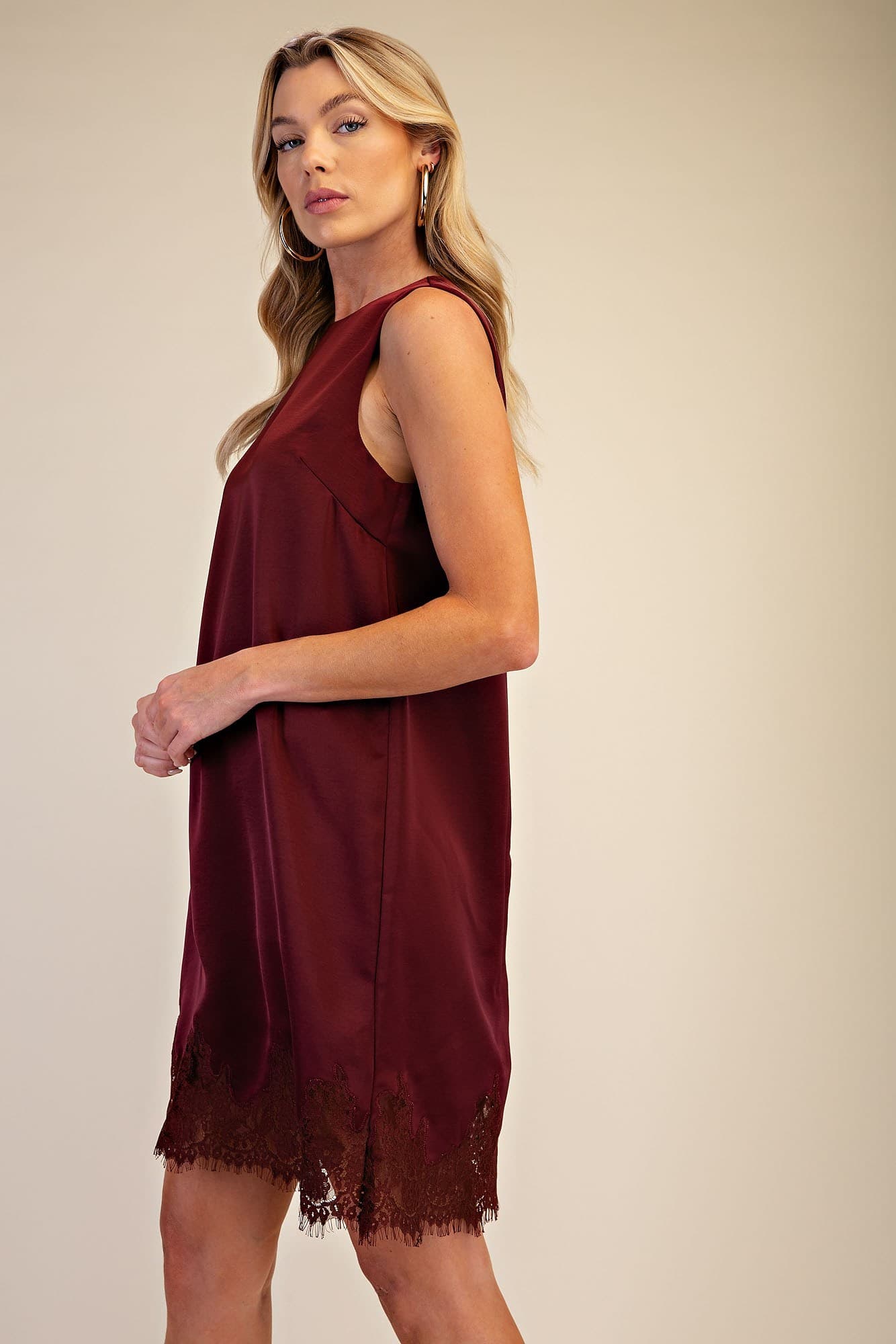 D9318 - BURGUNDY