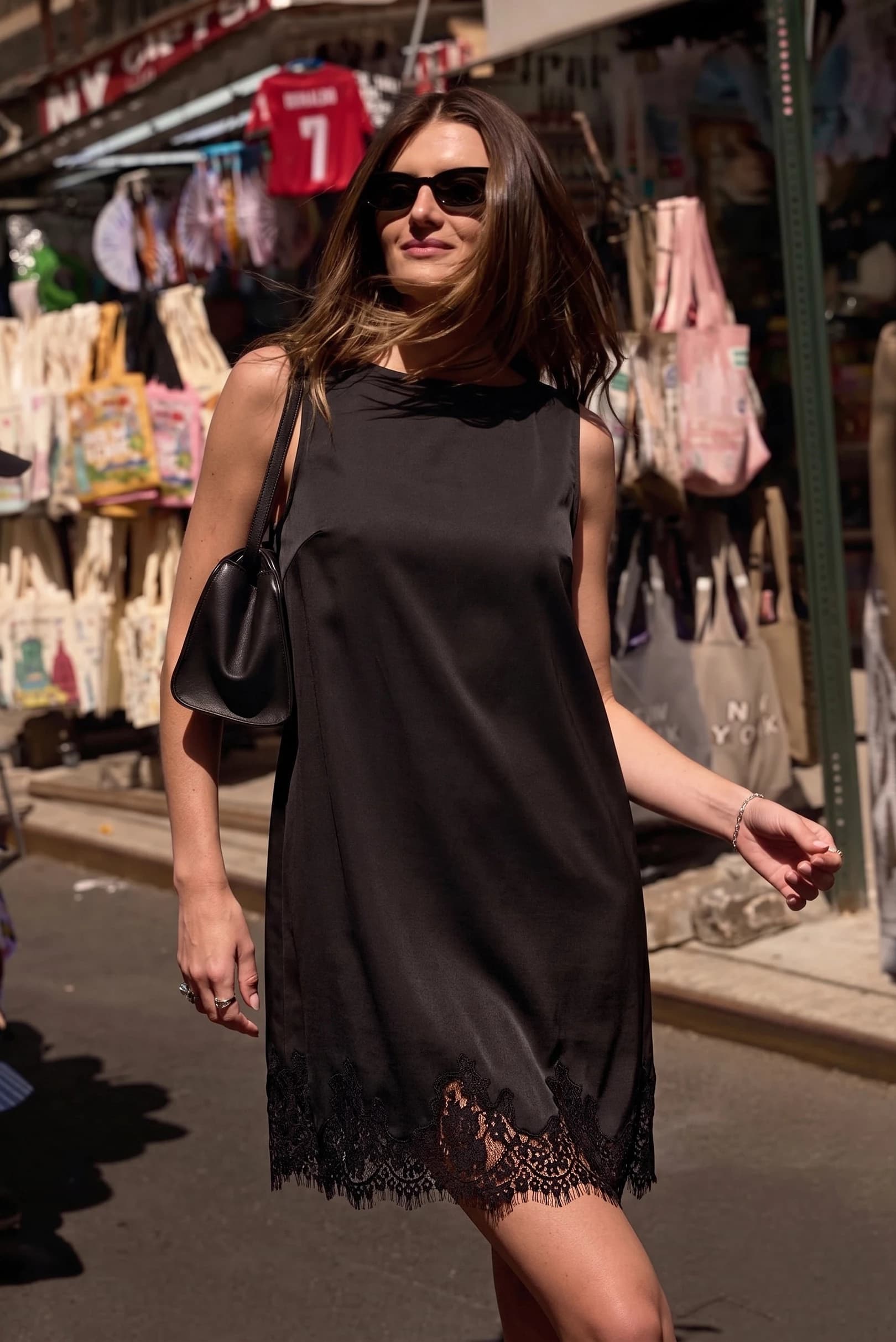 D9318 - BLACK