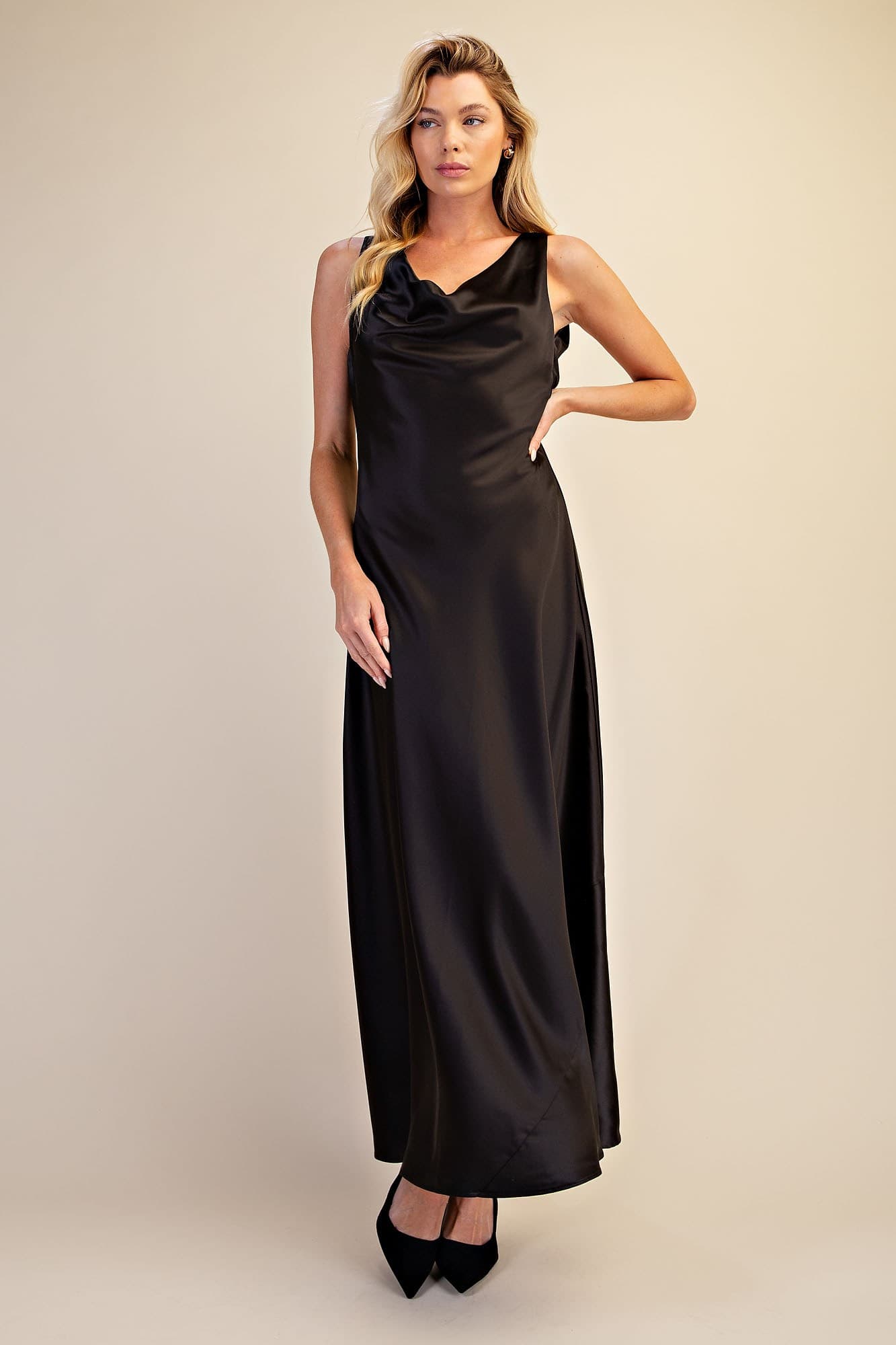 D9358 - BLACK