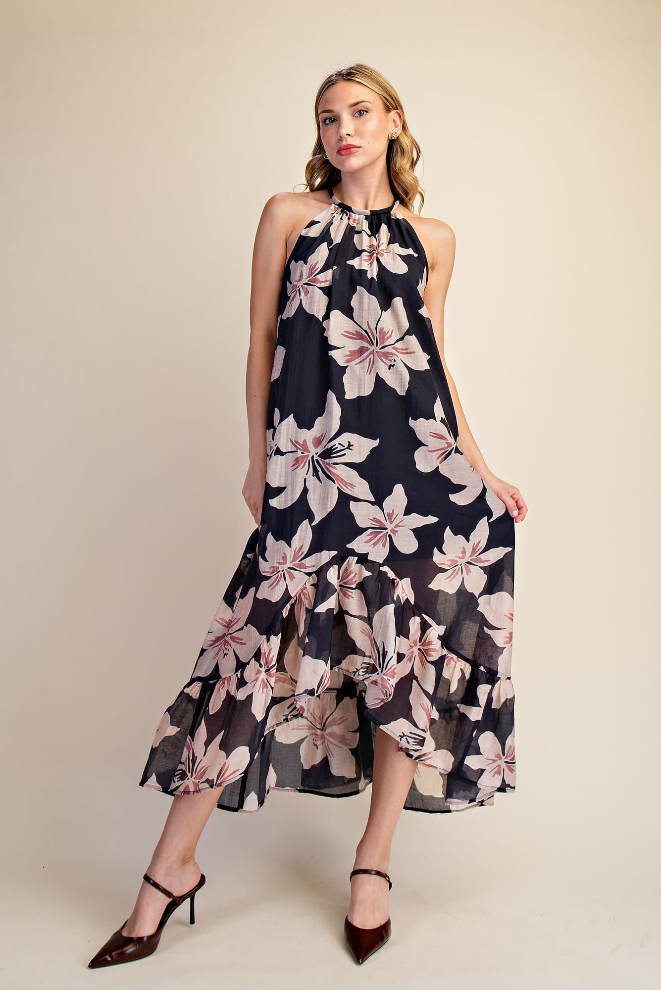 D8438 - BLACK