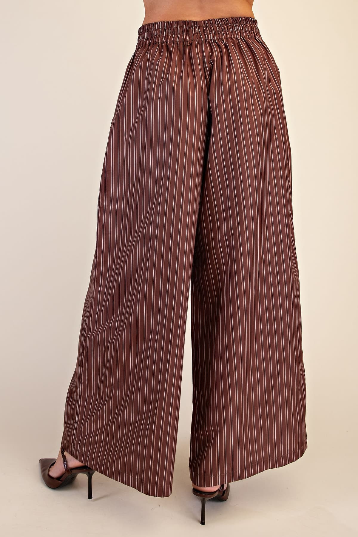 P8487 - BROWN