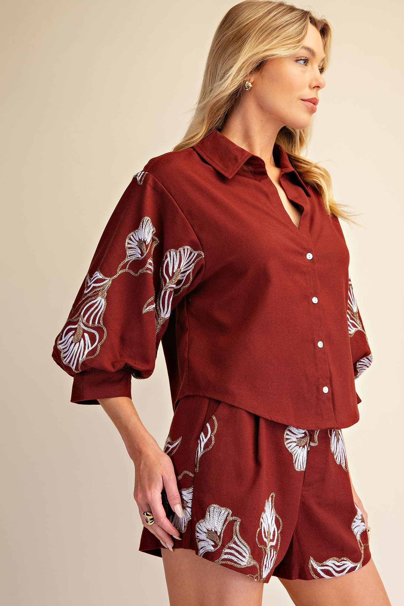 T8422 - BURGUNDY