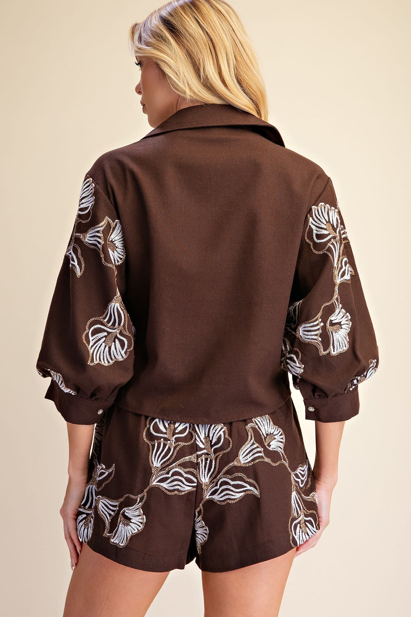 T8422 - BROWN