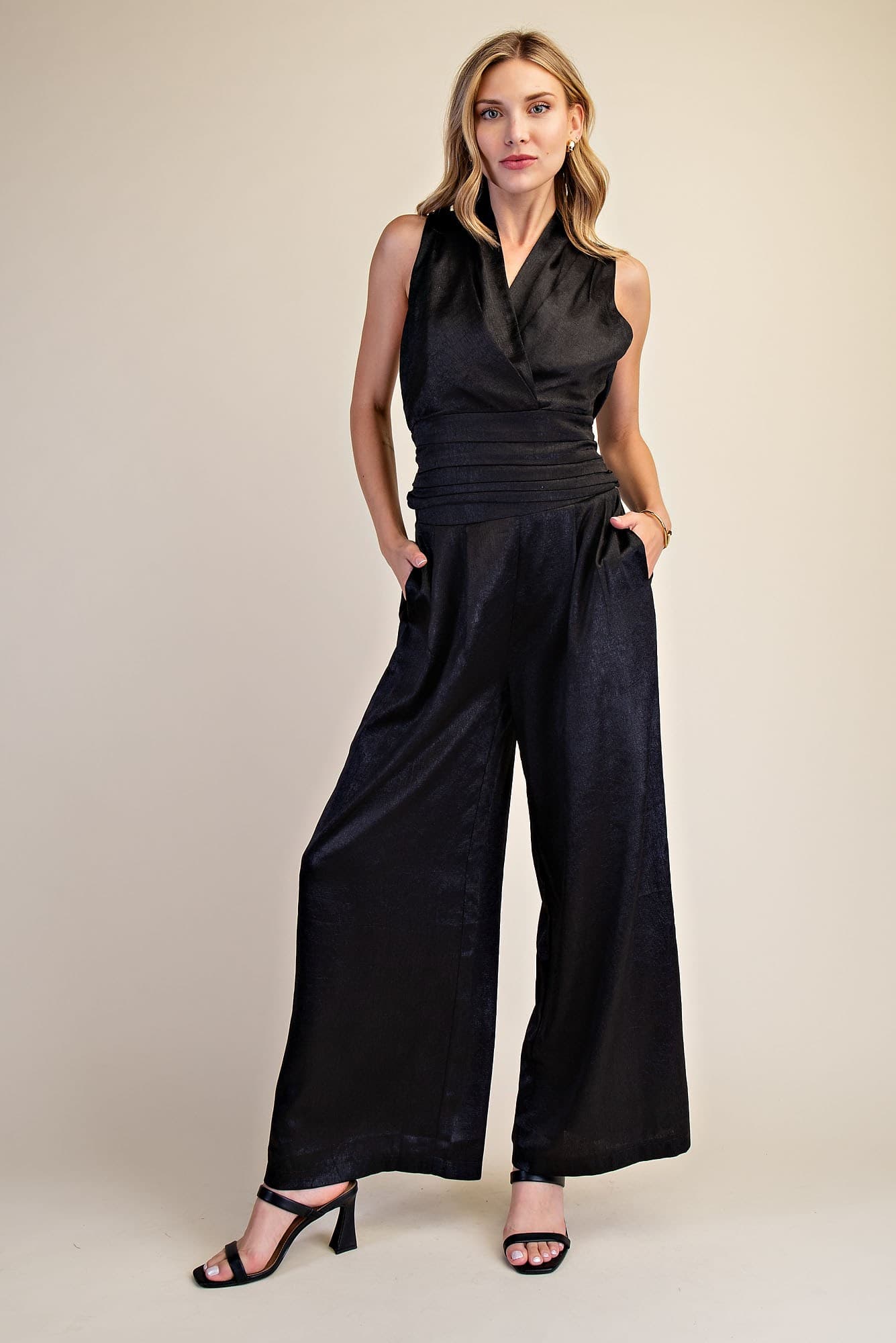 T8451 - BLACK