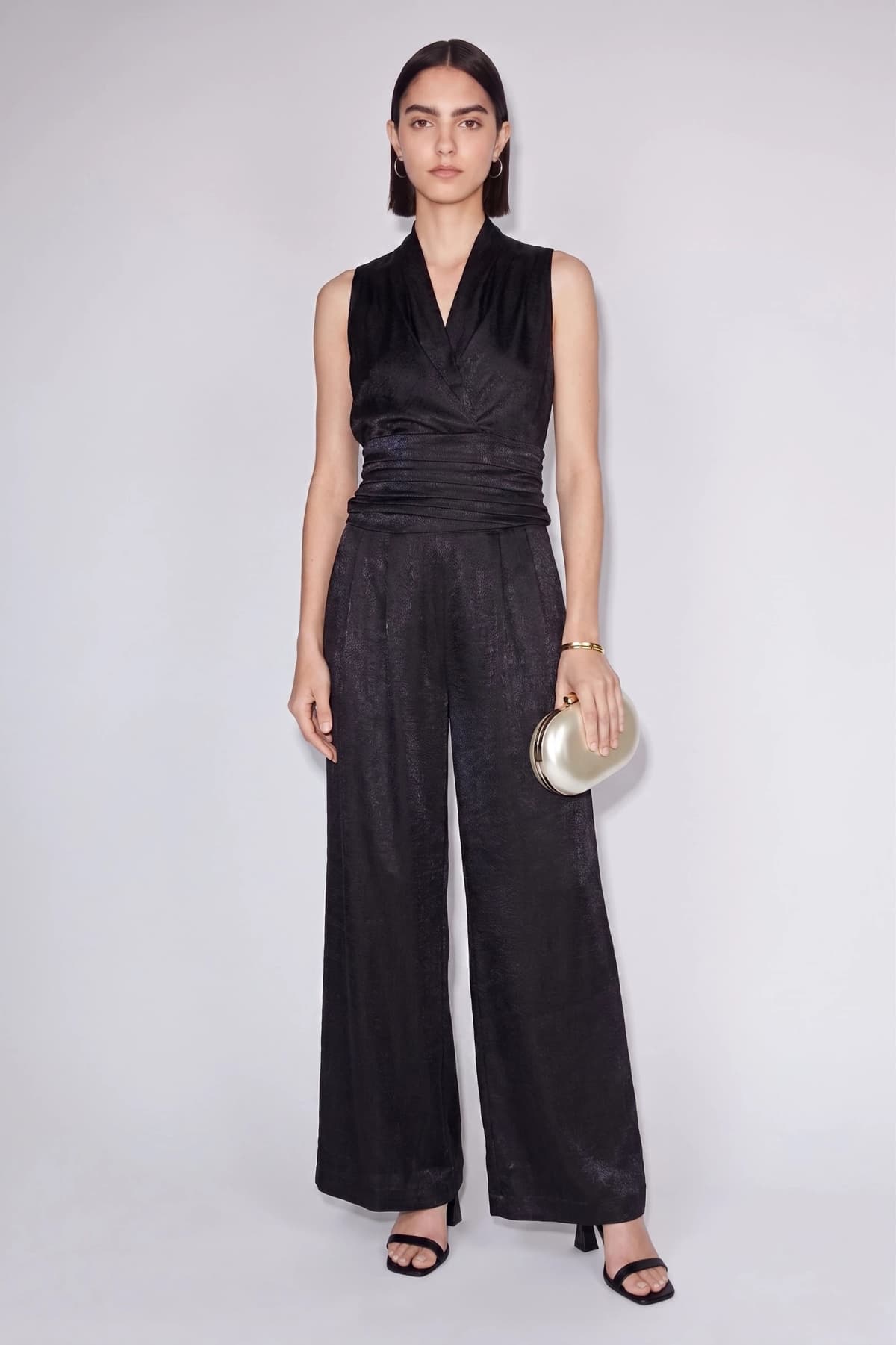 P8452 - BLACK