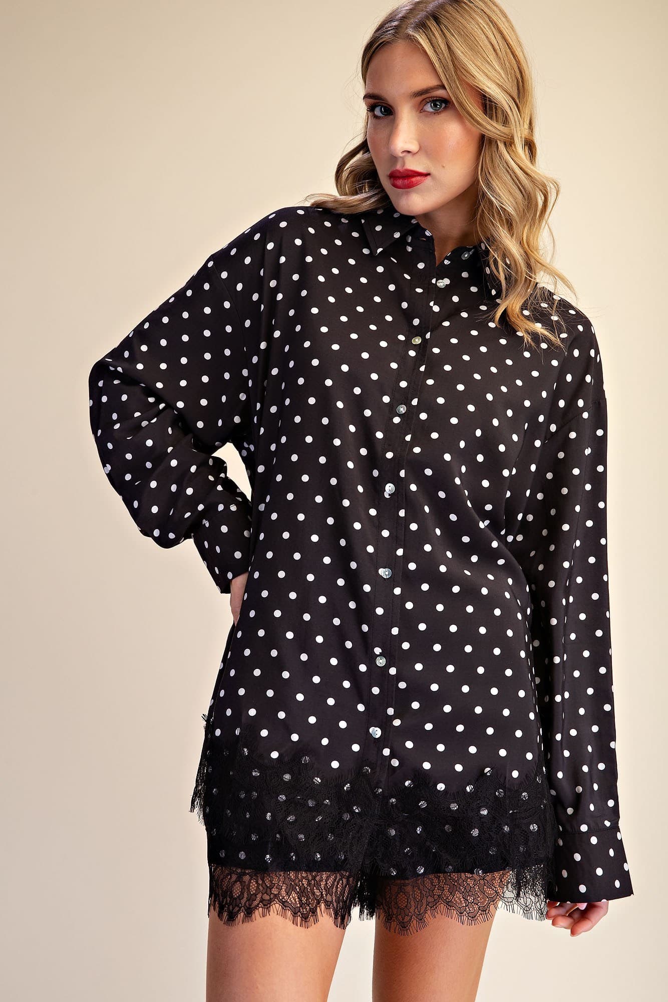 T8453 - BLACK