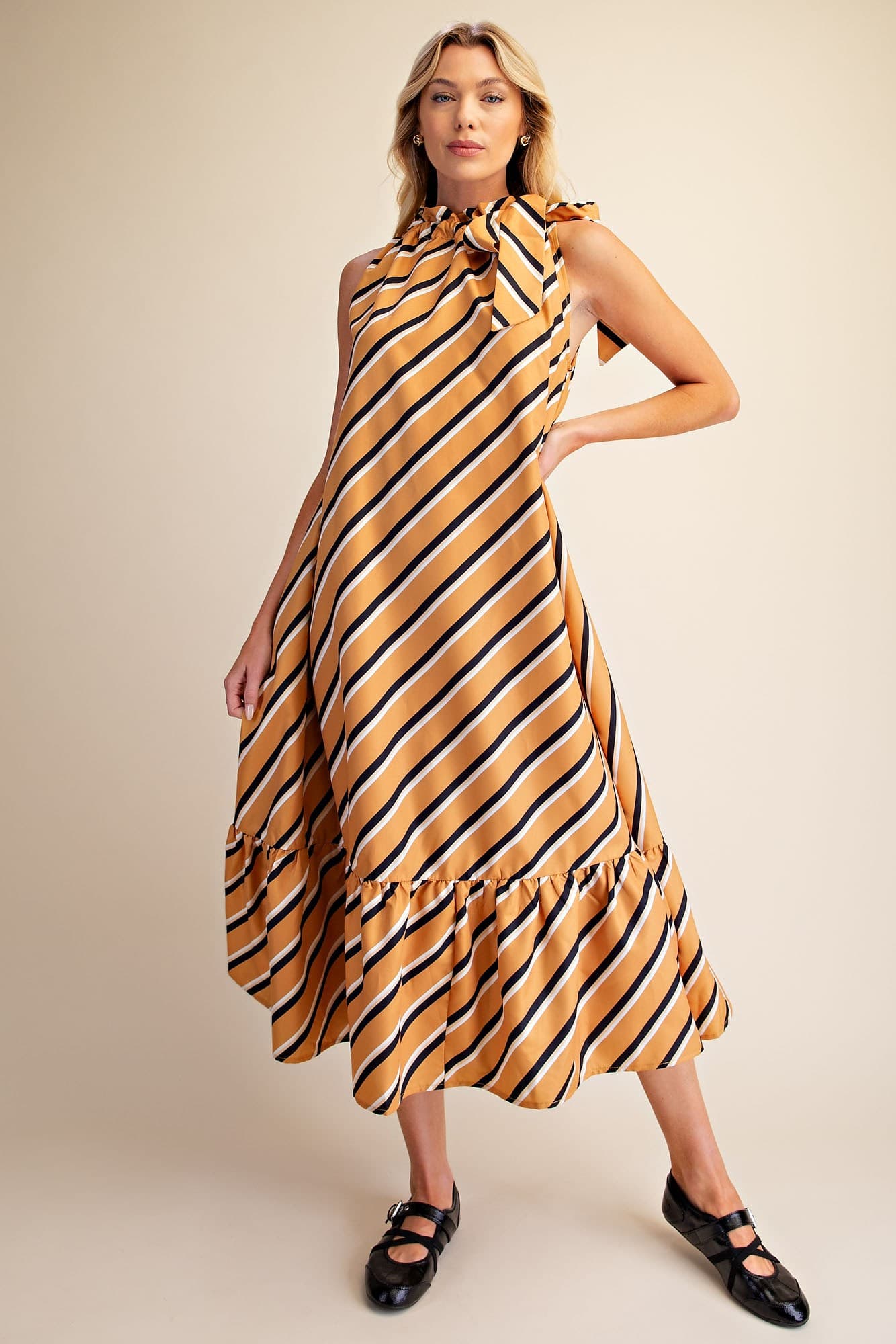 D8497 - MUSTARD