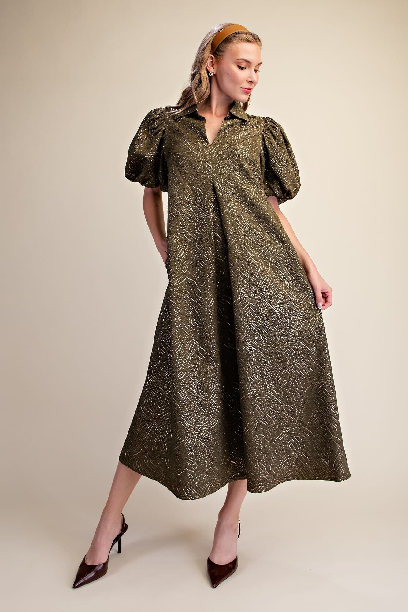D8485 - OLIVE