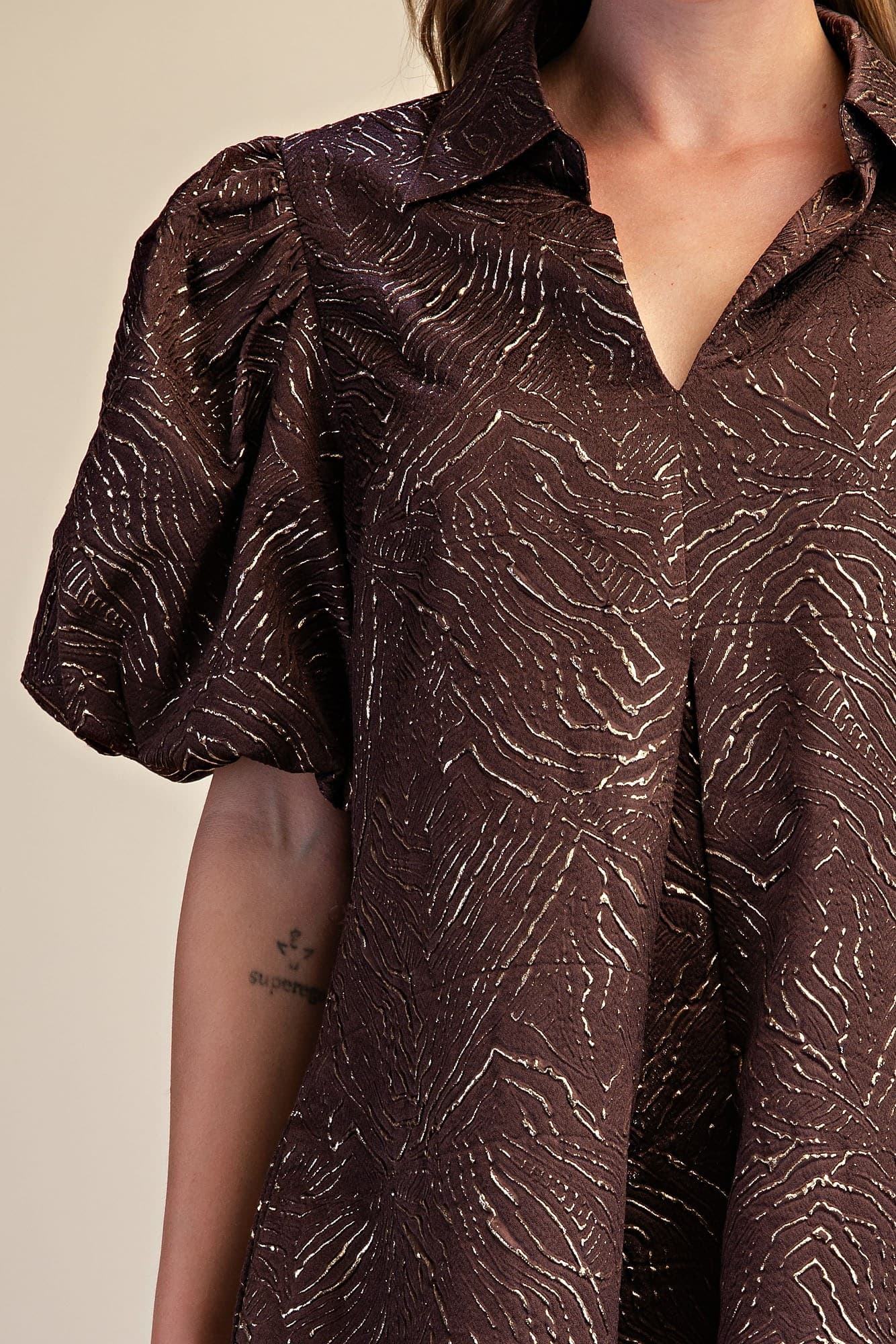 D8485 - BROWN