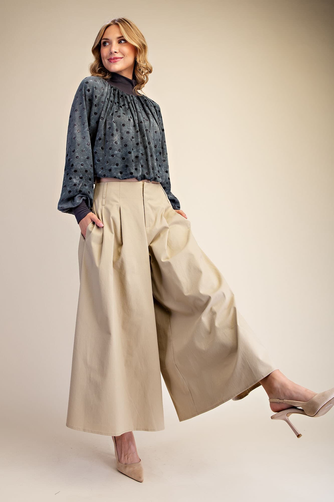 P9346 - TAUPE