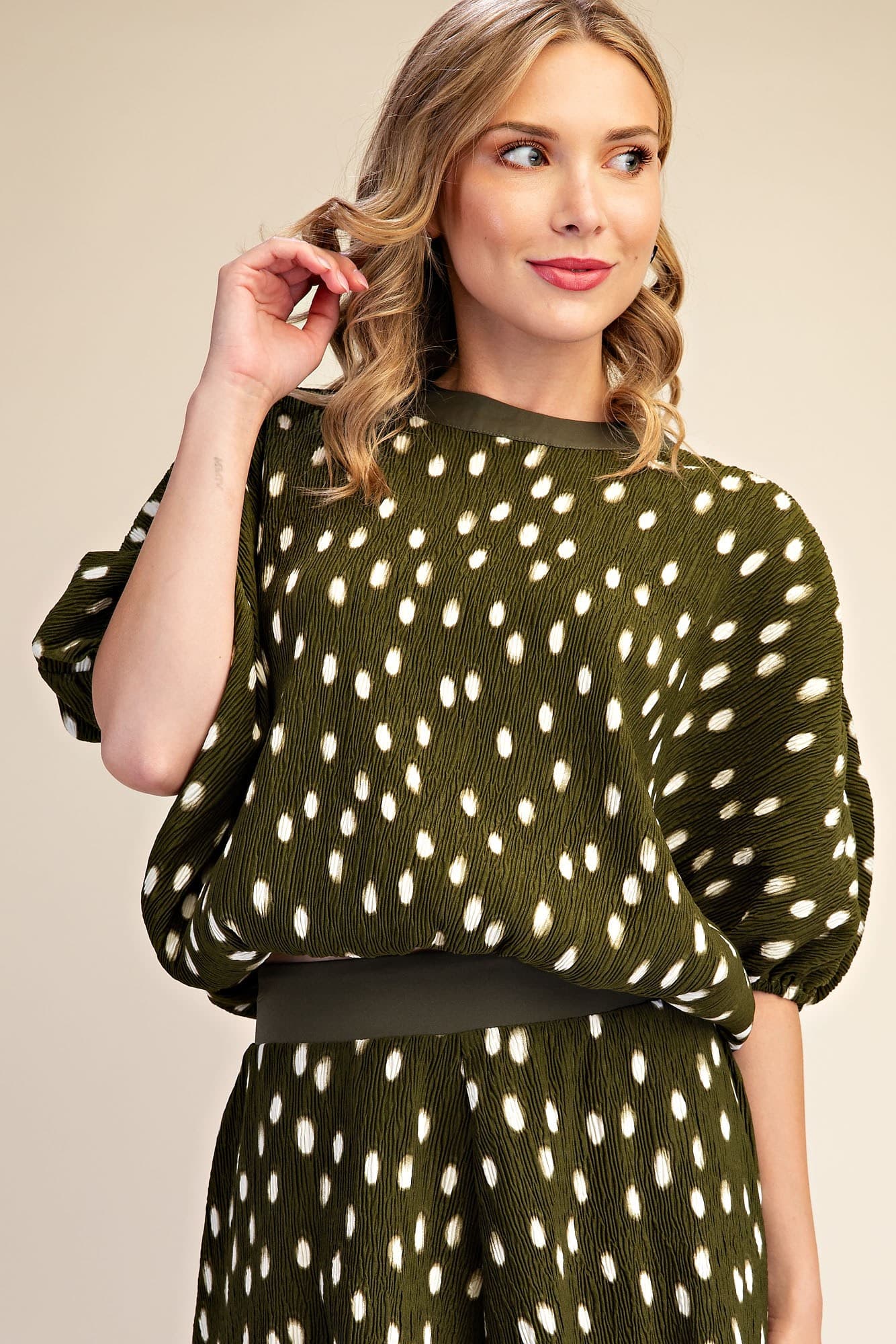 T9330 - OLIVE