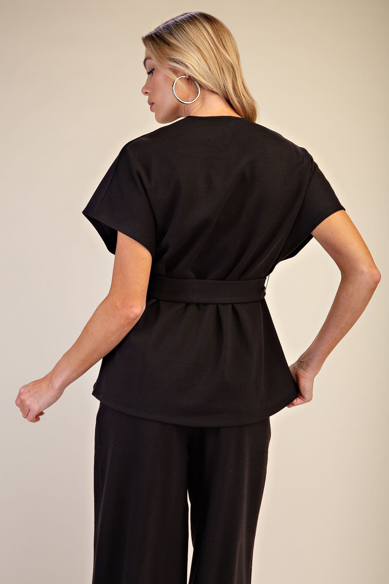 T8281 - BLACK