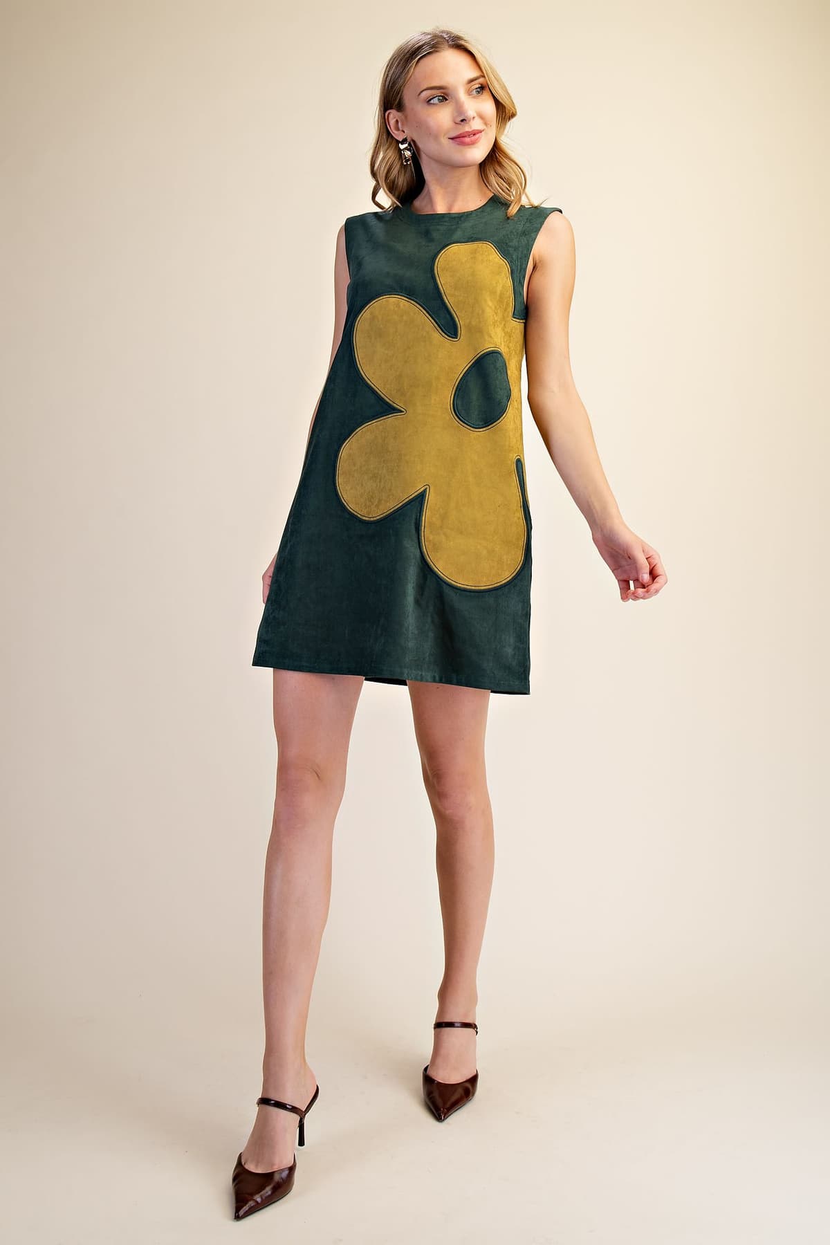 D8392 - GREEN