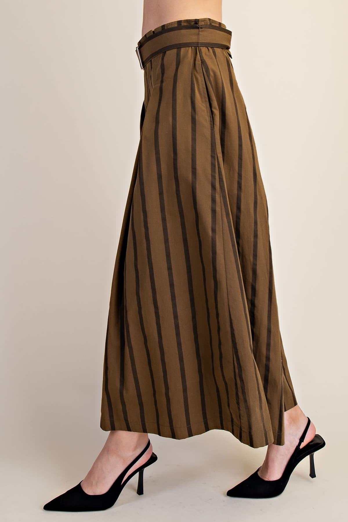 P8434 - OLIVE