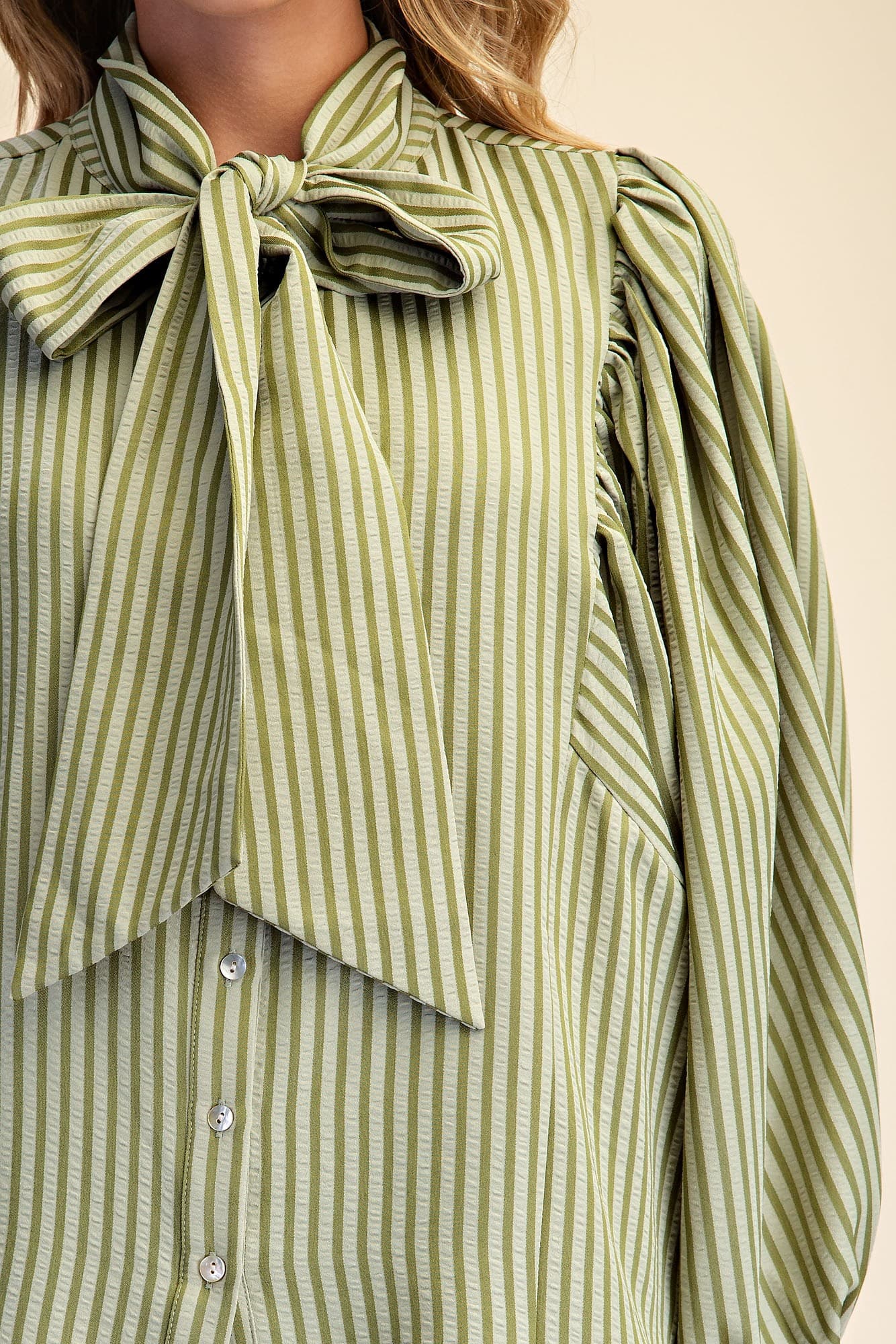 T8543 - LIGHT OLIVE