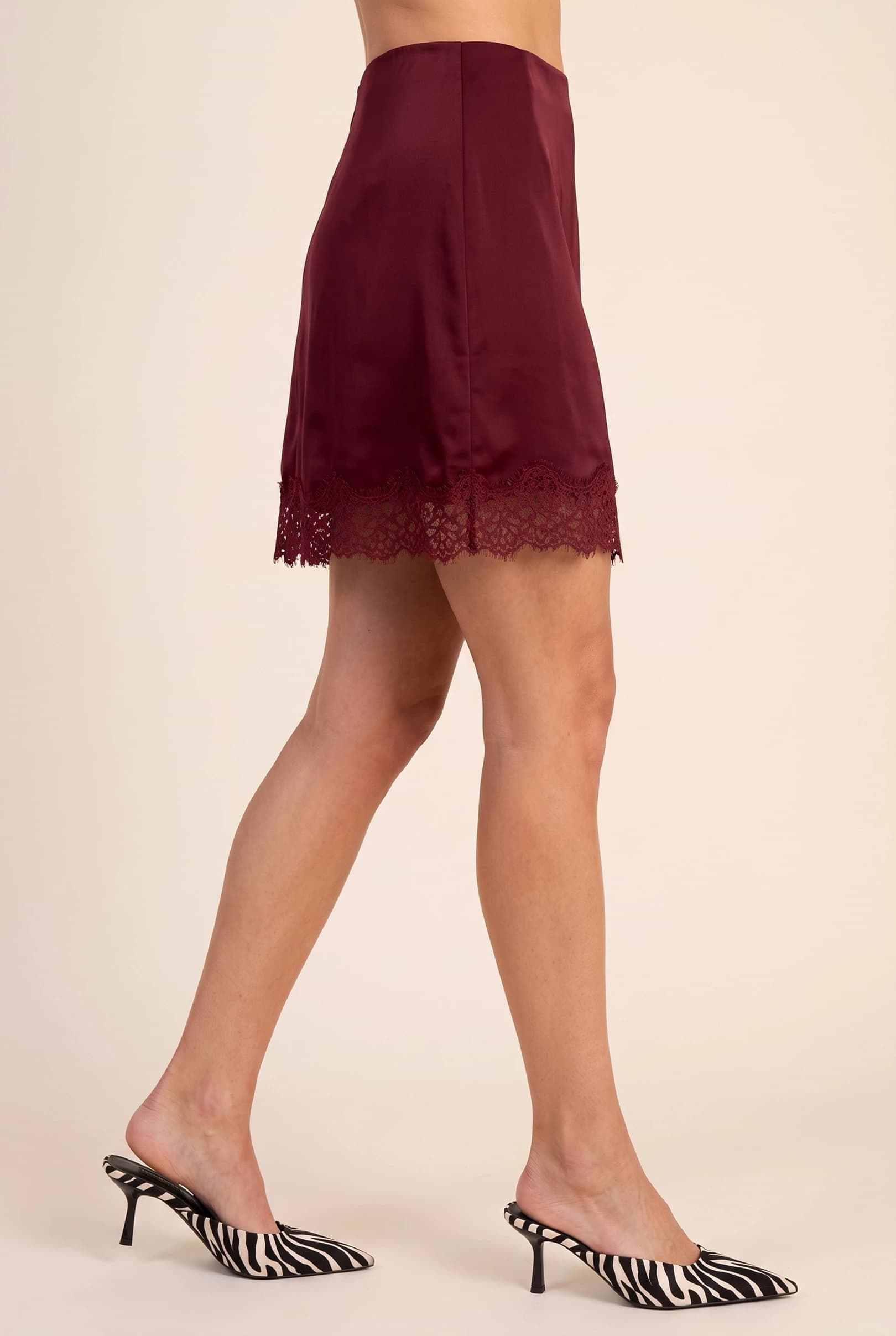 S9362 - BURGUNDY