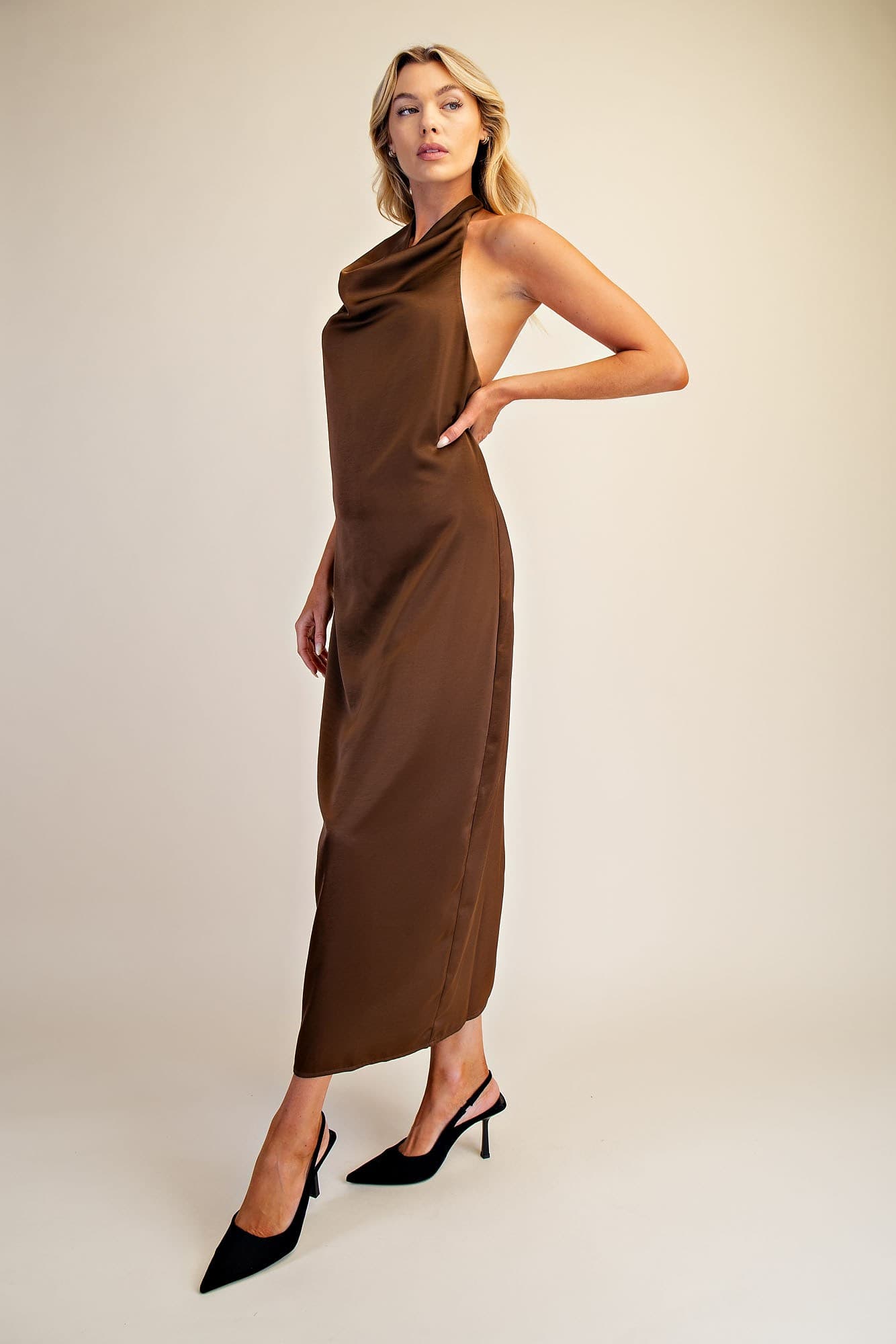 D9389 - BROWN