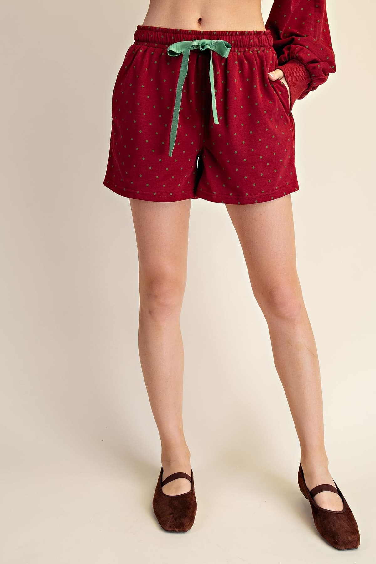 P8538 - BURGUNDY