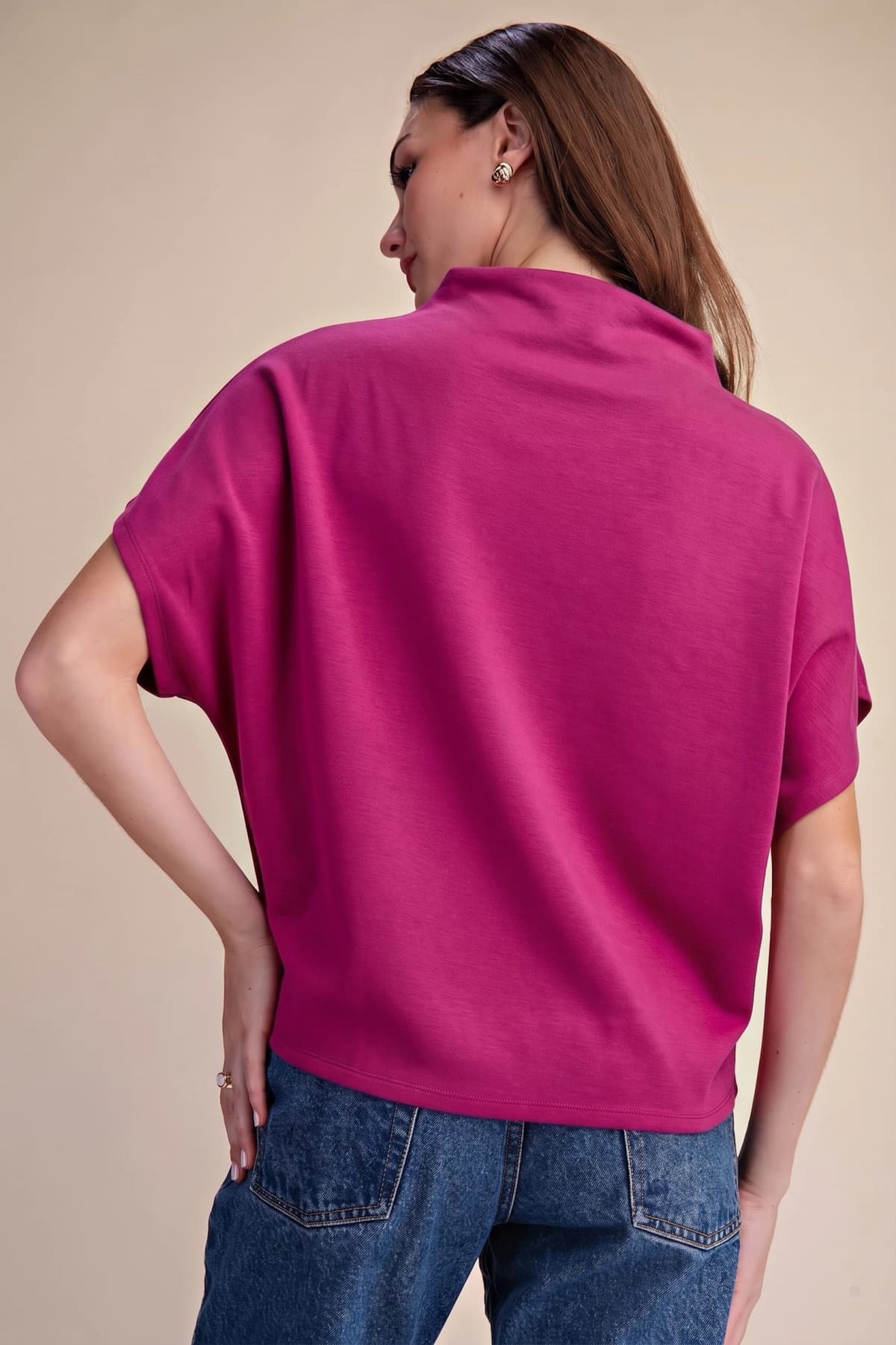 T8572 - PLUM