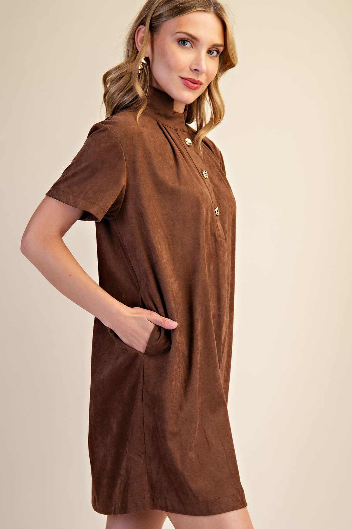 D8568 - BROWN