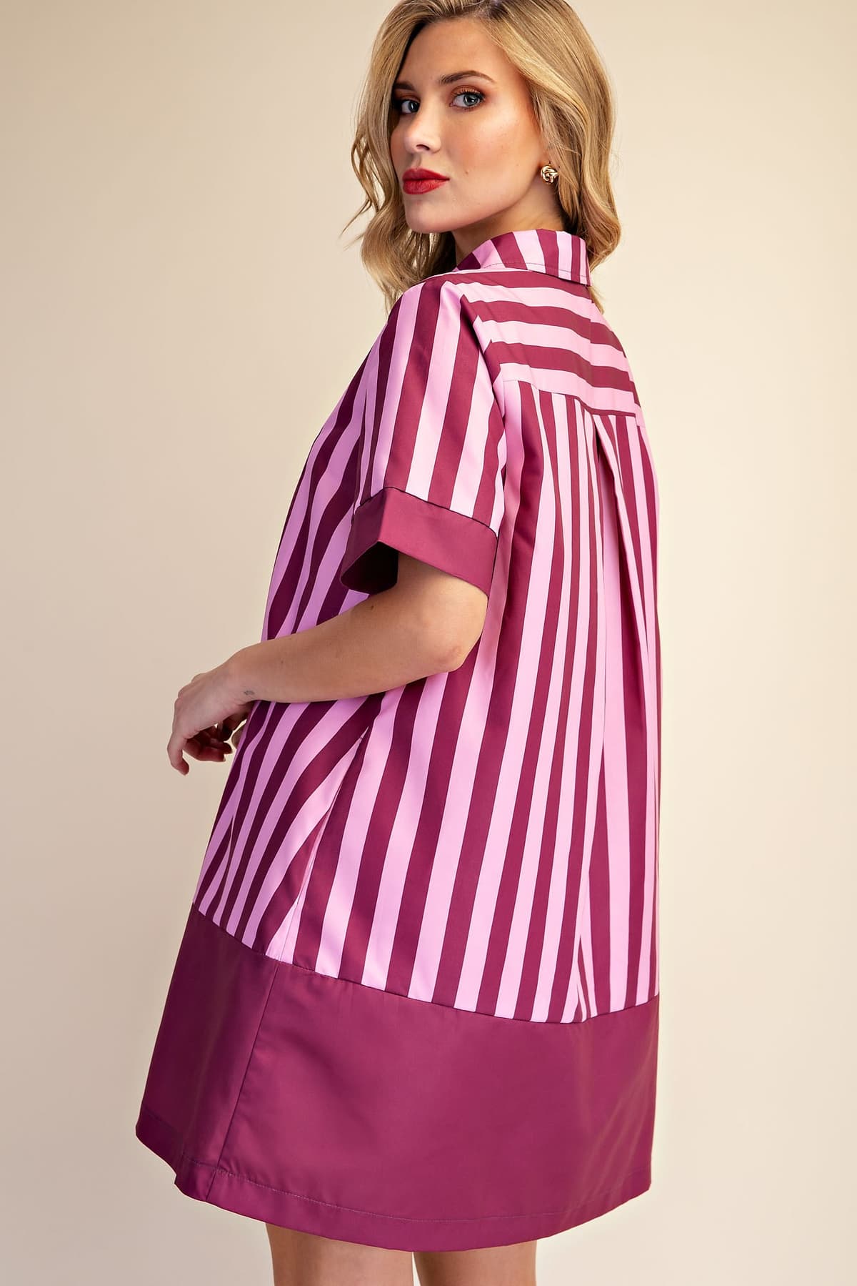 D8525 - PLUM