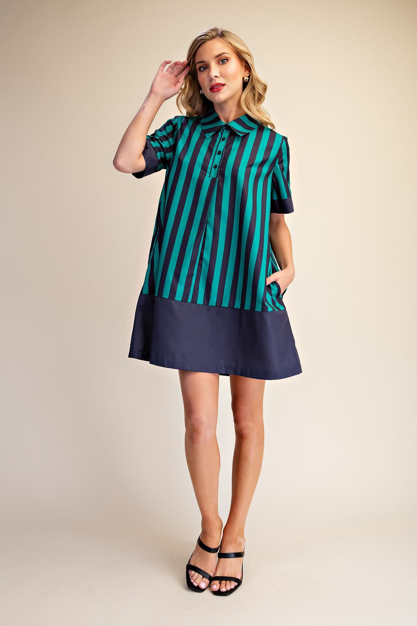D8525 - NAVY