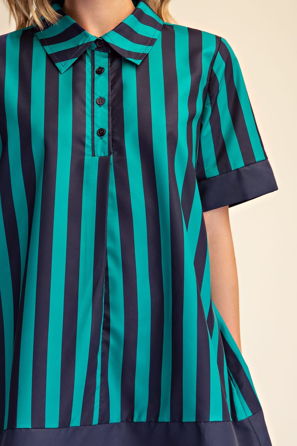 D8525 - NAVY