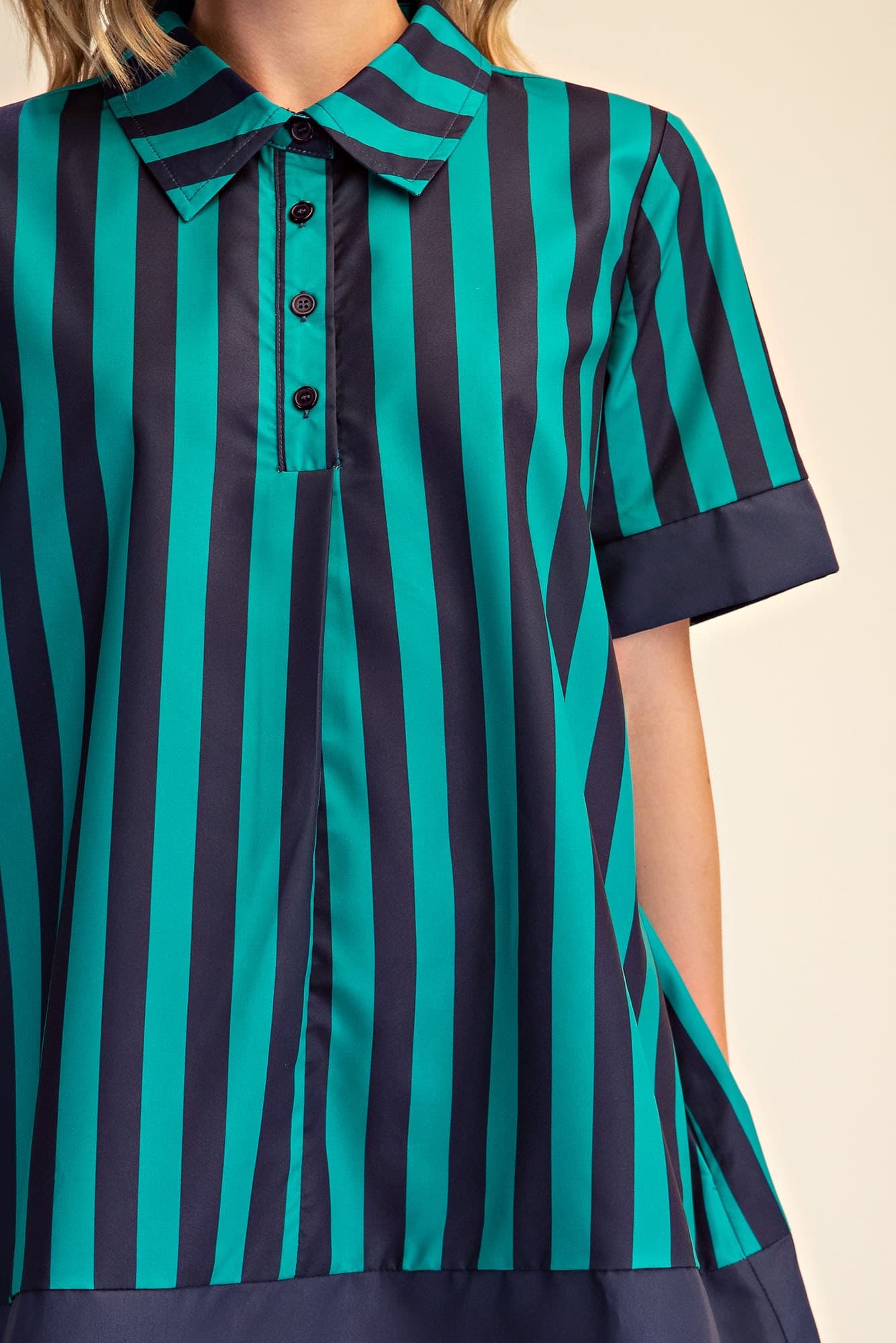 D8525 - NAVY