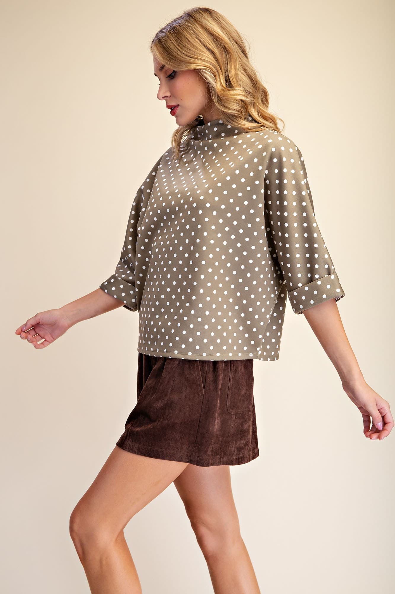 T9528 - OLIVE
