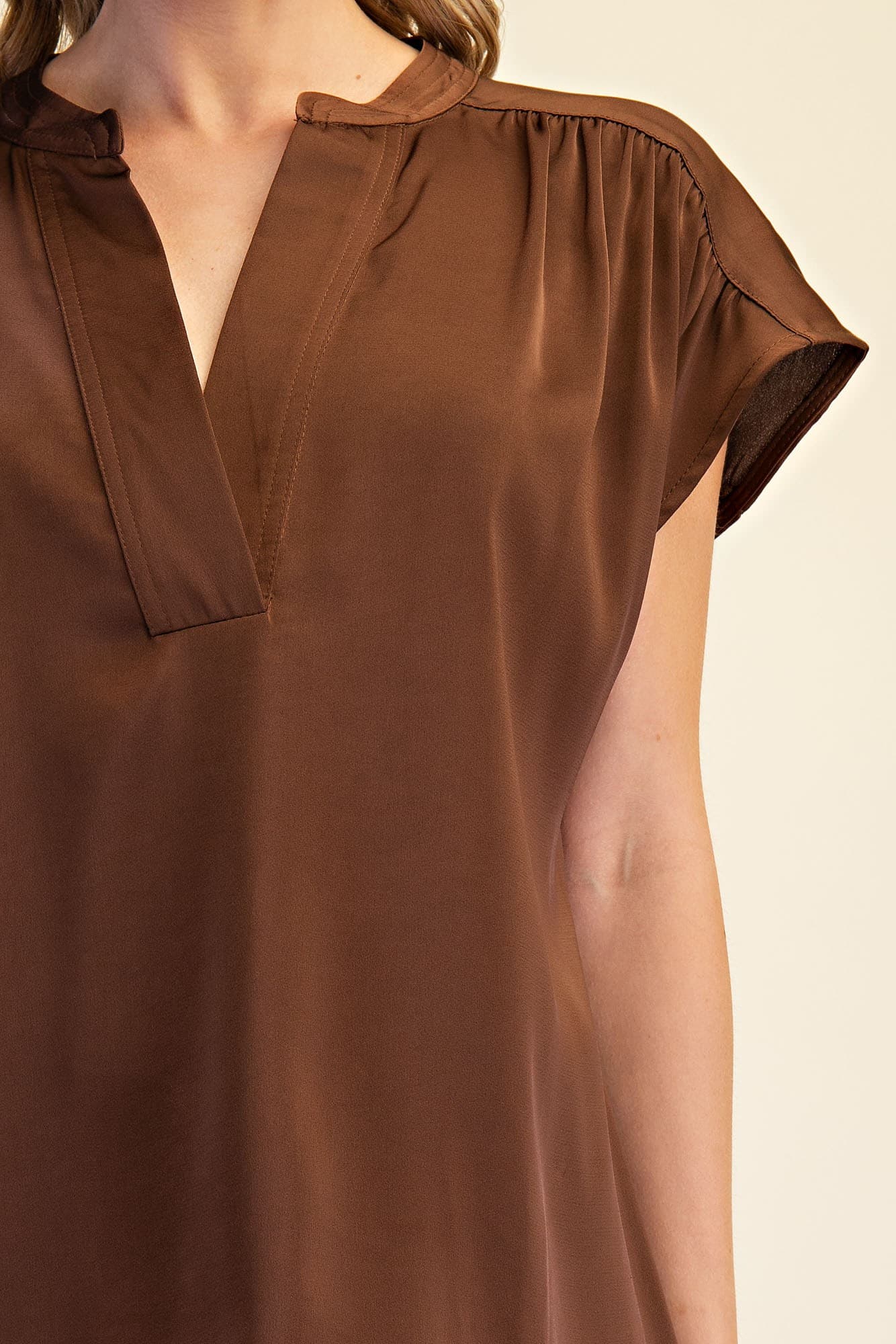 T8574 - BROWN